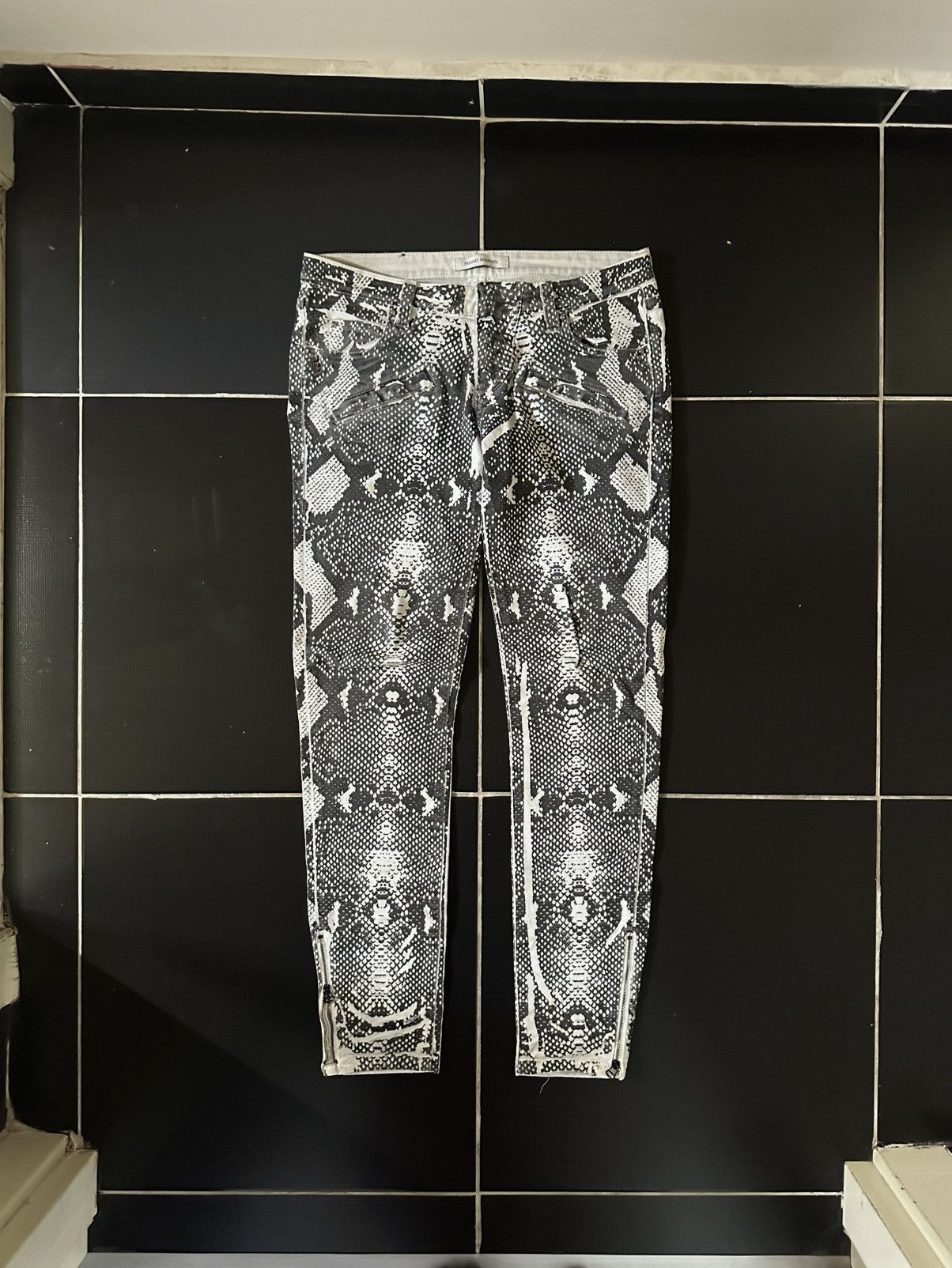 Balmain Pierre Balmain snake print skinny jeans Size US 28 / EU 44 - 2 Thumbnail