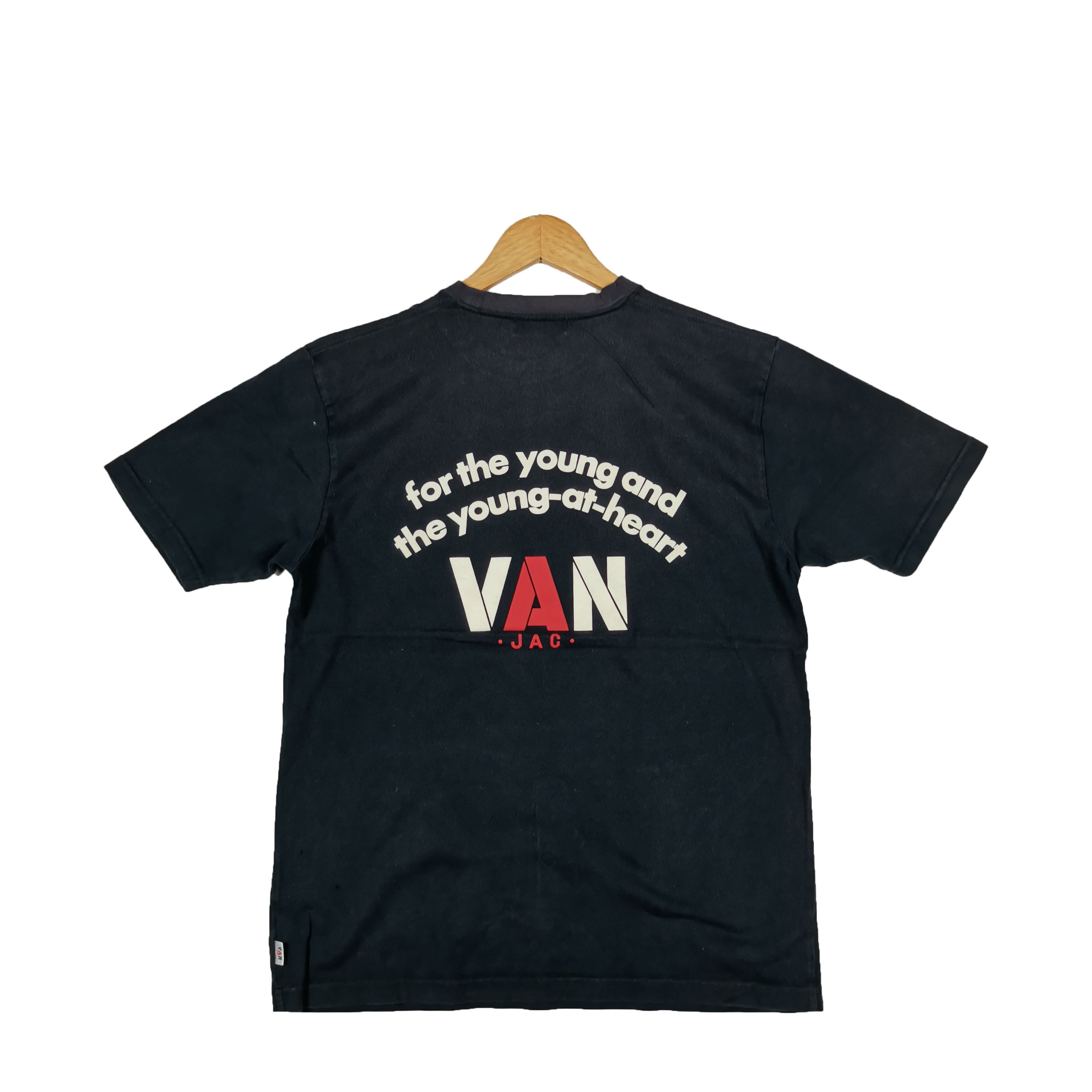 Japanese Brand Vintage 90s VAN JAC T-Shirt Luxury Brand Crewneck Tees Size US M / EU 48-50 / 2 - 1 Thumbnail