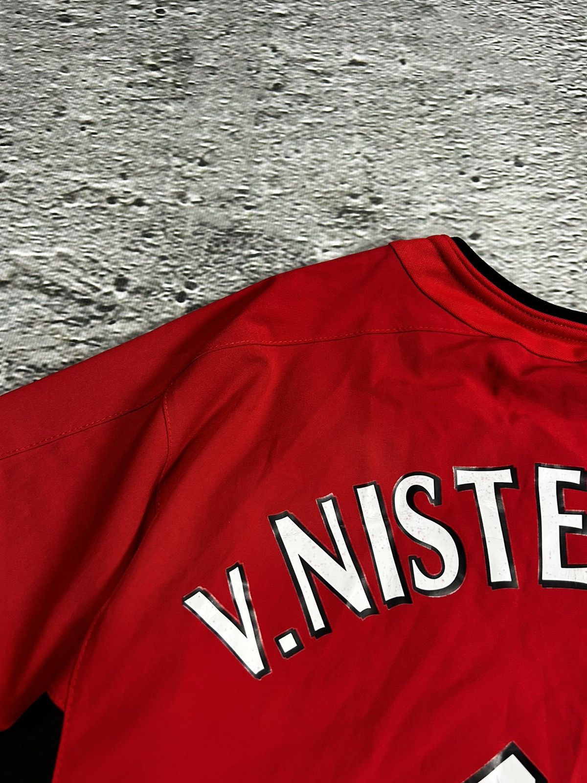 Nike Manchester United jersey Ruud v. Nistelrooy vintage 2002 04 Size US S / EU 44-46 / 1 - 7 Thumbnail