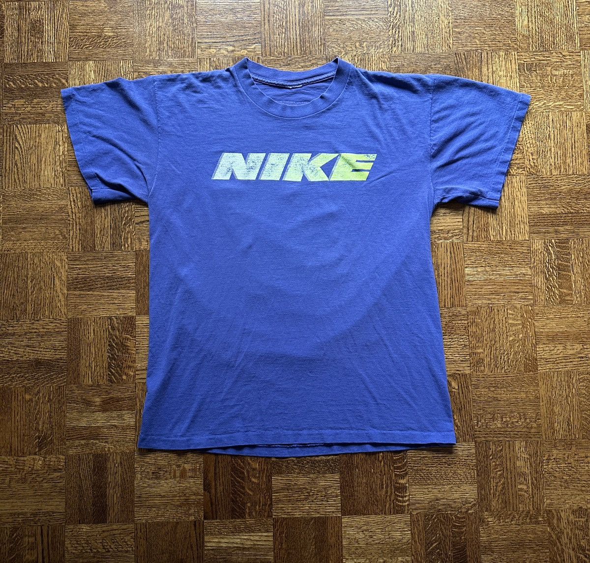 Nike Vintage 90s Nike Faded Graphic Tee Size US L / EU 52-54 / 3 - 1 Thumbnail