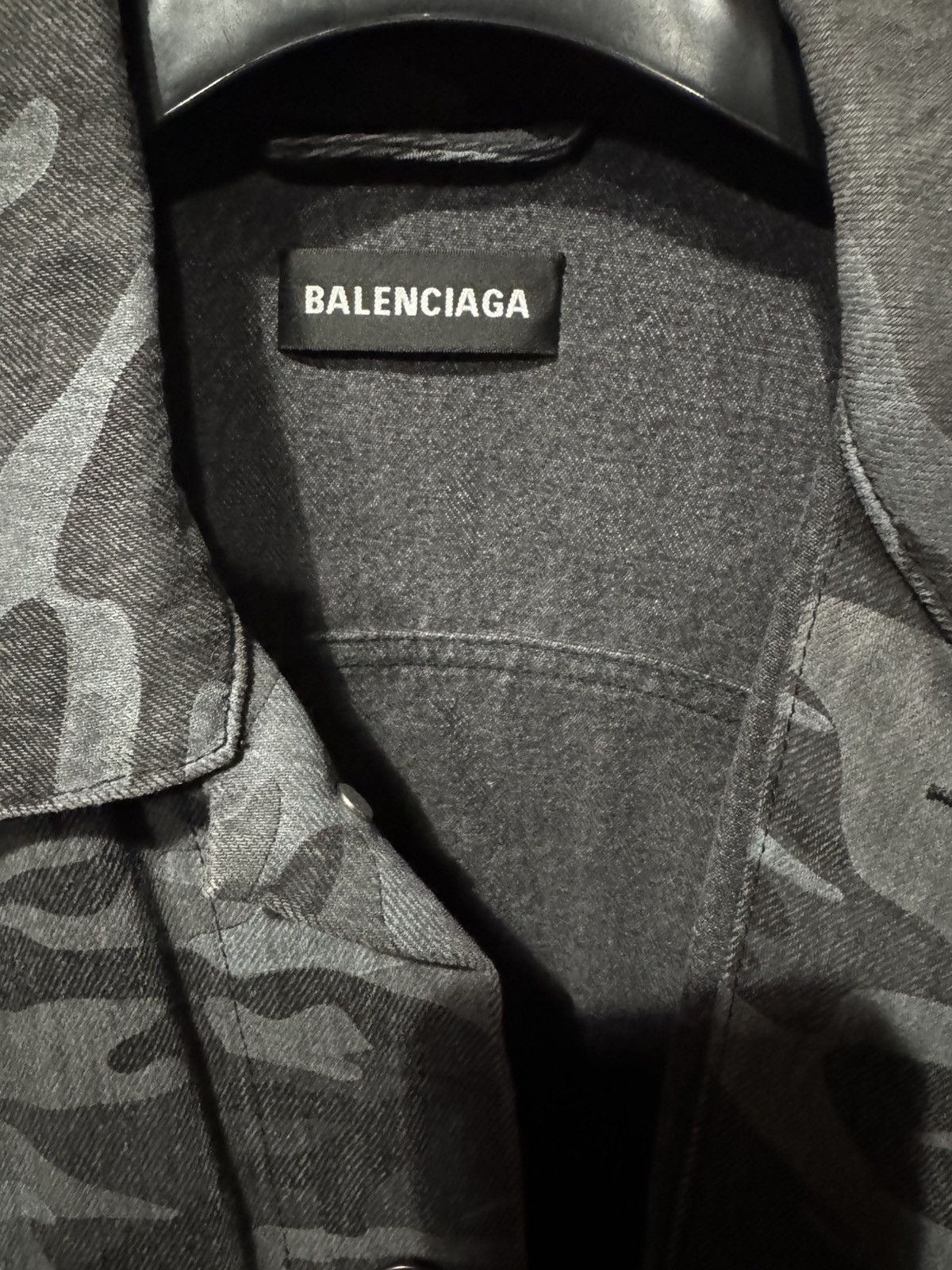 Balenciaga Camo denim jacket (made in Italy) Size US S / EU 44-46 / 1 - 4 Thumbnail