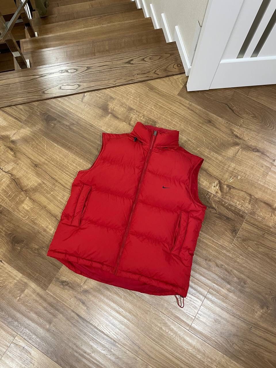 image of Nike Y2K Black Swoosh Down Puffer Vest Size L in Red, Men's