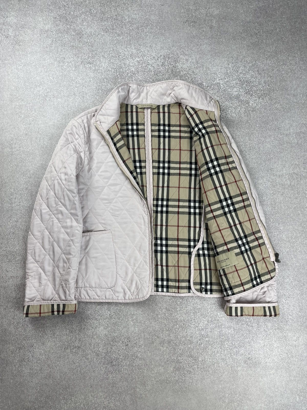 Burberry Vintage Burberry Quilted Zip Jacket Women’s Light Pink Size L / US 10 / IT 46 - 2 Thumbnail