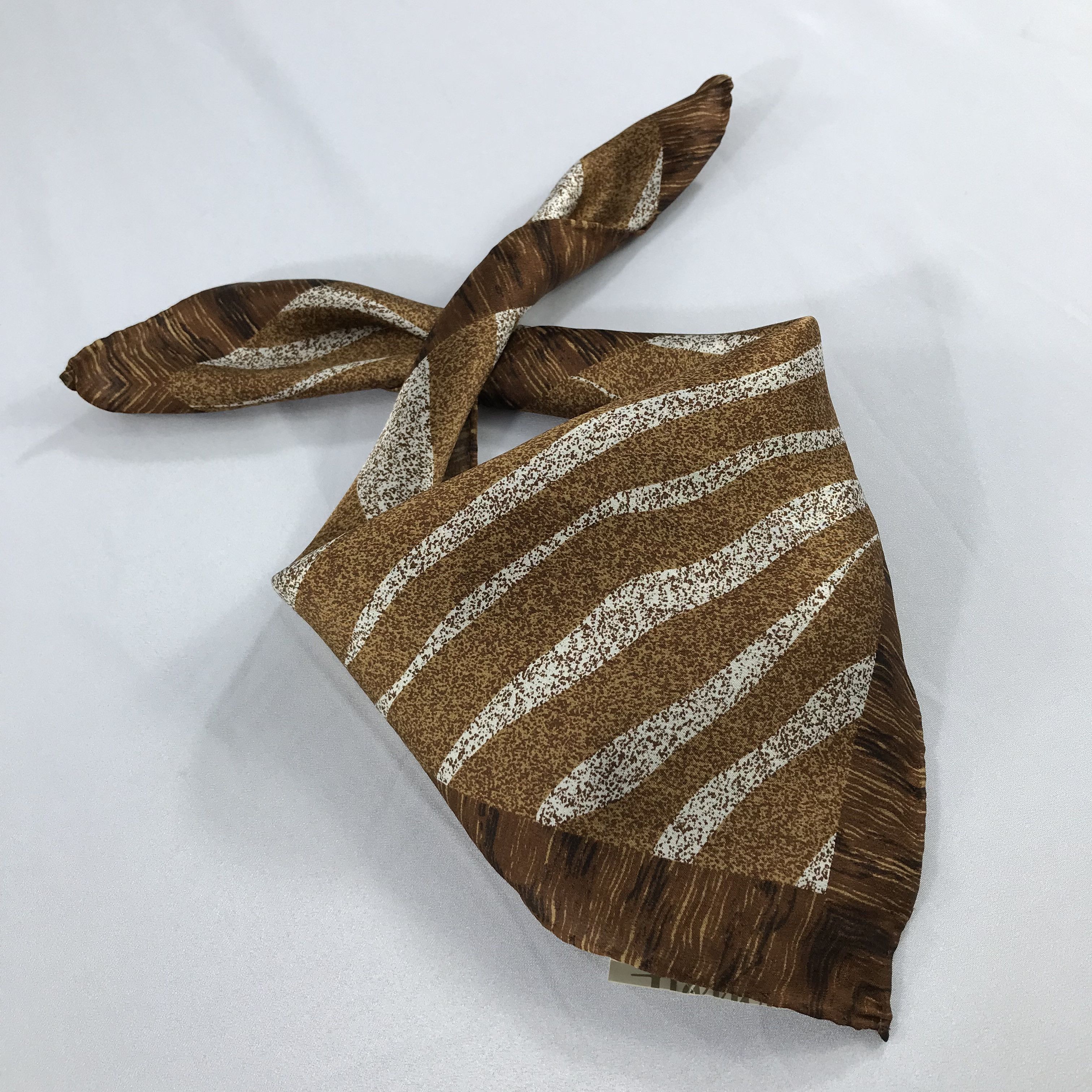 Harrods × Vintage Harrods Bandana / Handkerchief / Neckerchief - S2177 Size ONE SIZE - 4 Thumbnail