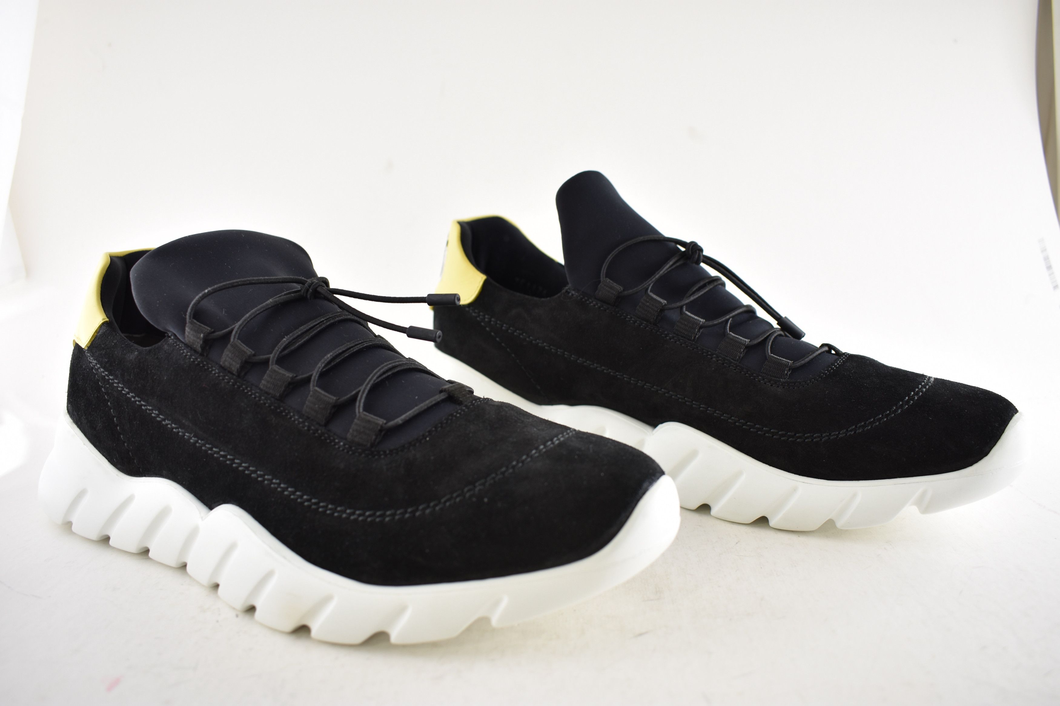 Fendi Fendi White Yellow Runner Trainer Sneaker UK 9.5 US 10.5 Size US 10.5 / EU 43-44 - 3 Thumbnail