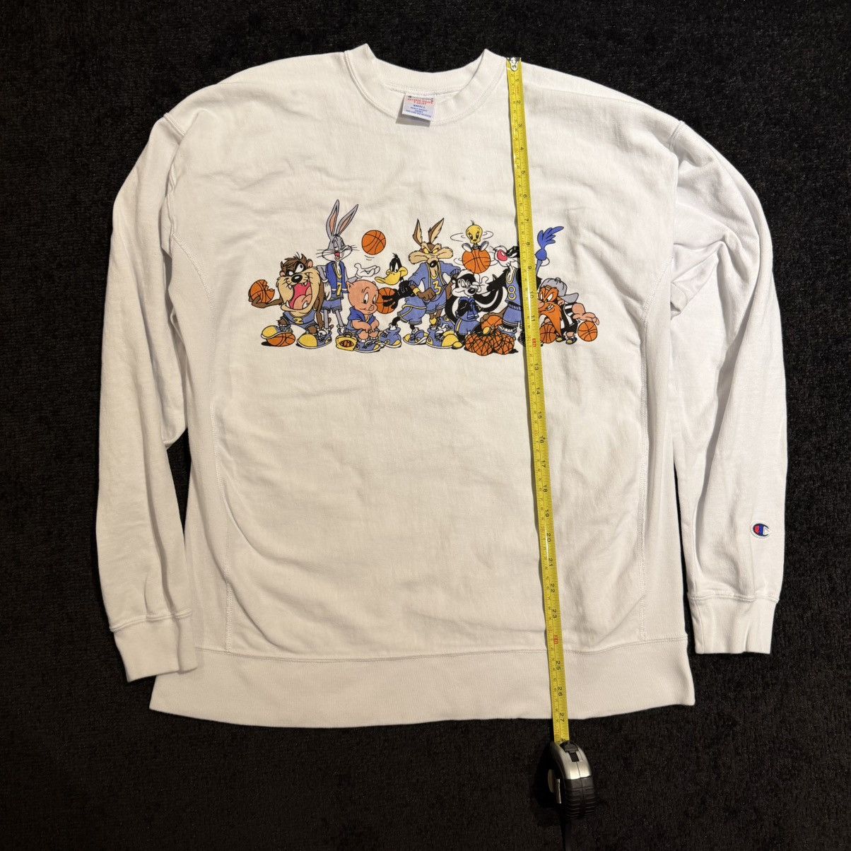 Champion Vintage champion, Looney Tunes crewneck Size US S / EU 44-46 / 1 - 5 Thumbnail