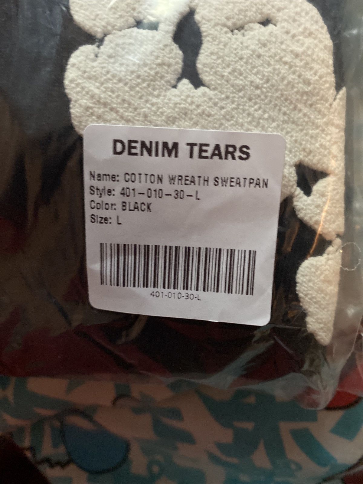 DENIM TEARS Denim Tears Cotton Wreath Sweatpants Black Size Large Size US 34 / EU 50 - 3 Thumbnail