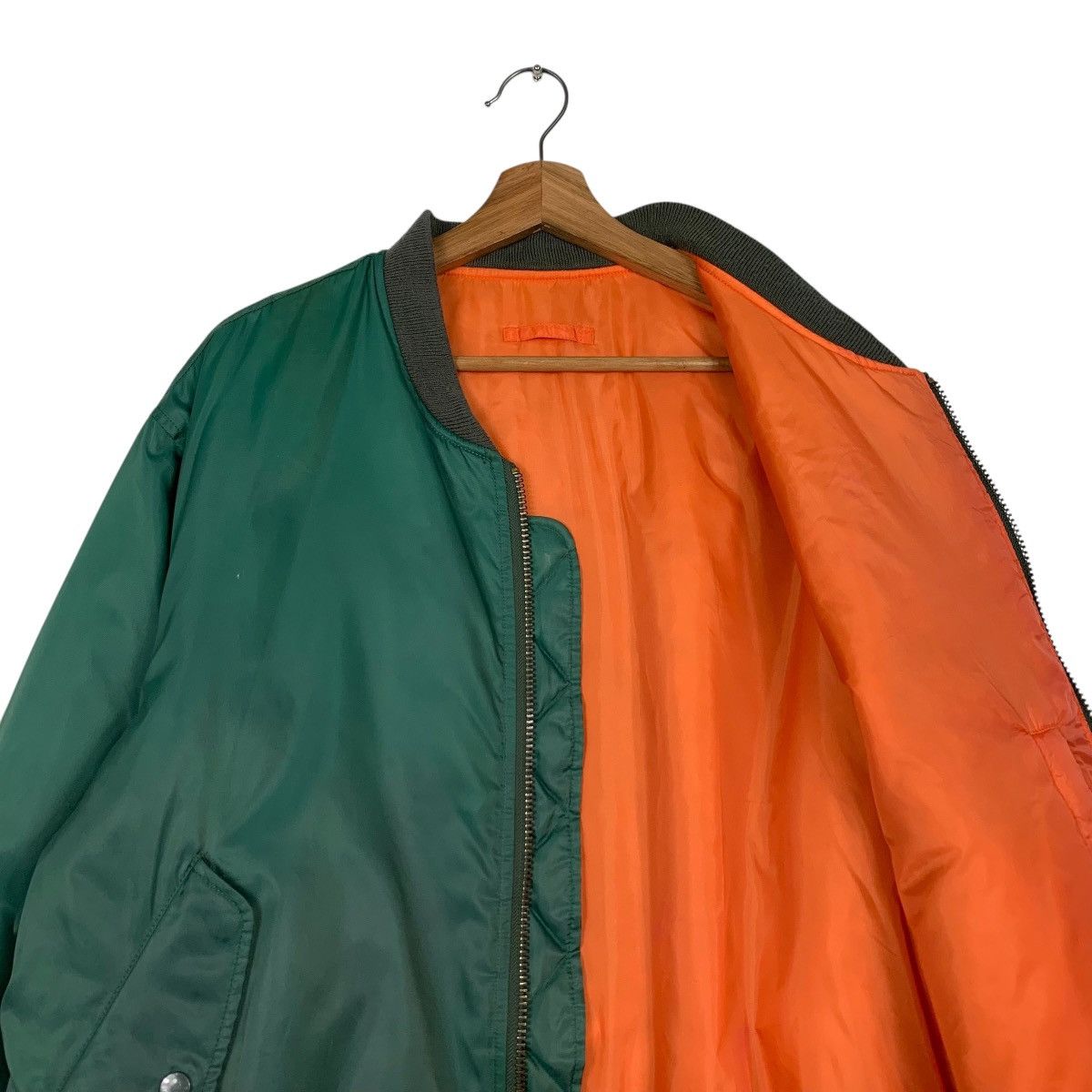 Vintage PHANTOM MILITARY MA1 Bomber Jacket Flight Jacket #2334-C104 Size US L / EU 52-54 / 3 - 10 Thumbnail