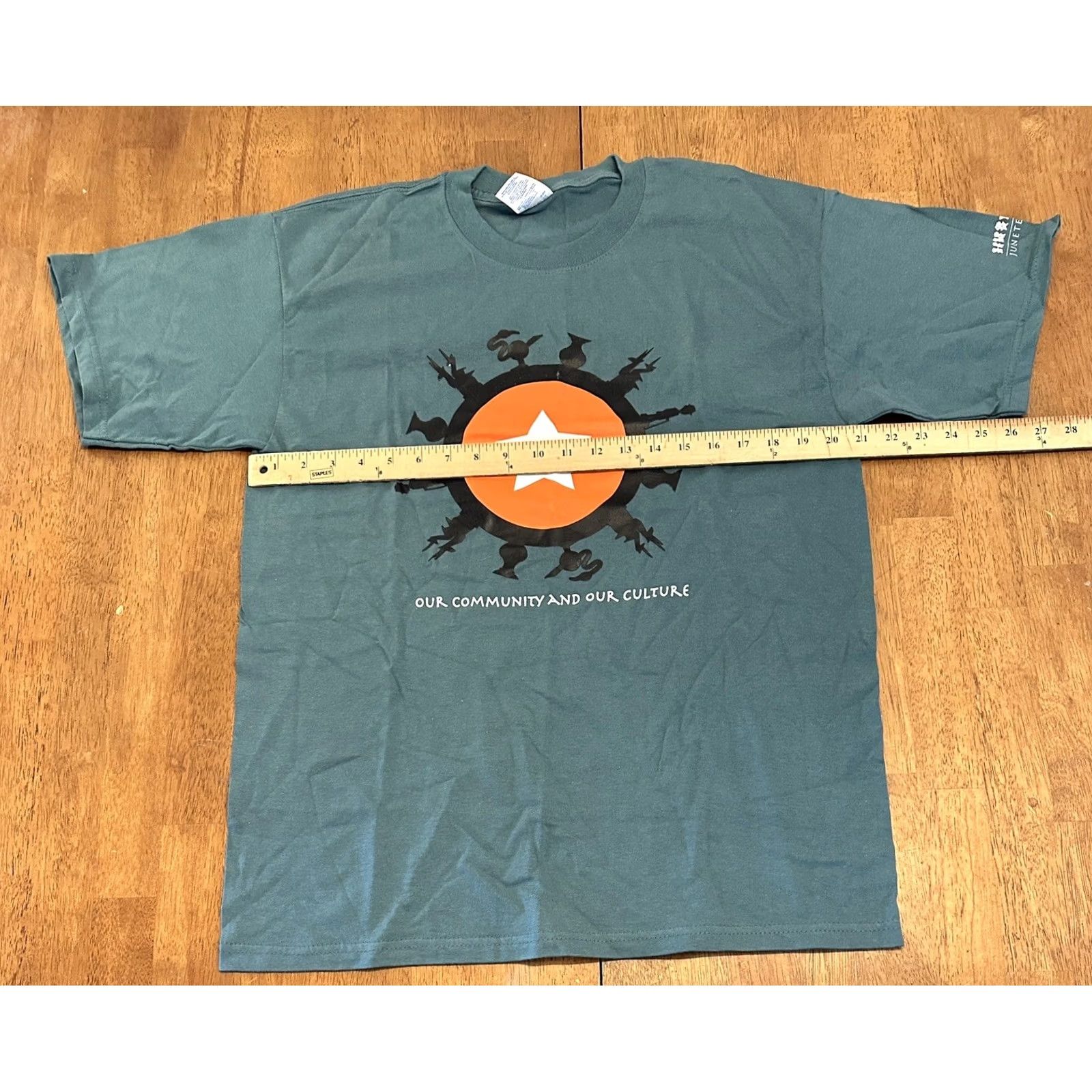 Gildan VINTAGE Juneteenth 2005 T Shirt Large Amistad Foundation Community And Culture Shirt Mens Large Green T-Shirt Size US L / EU 52-54 / 3 - 5 Thumbnail