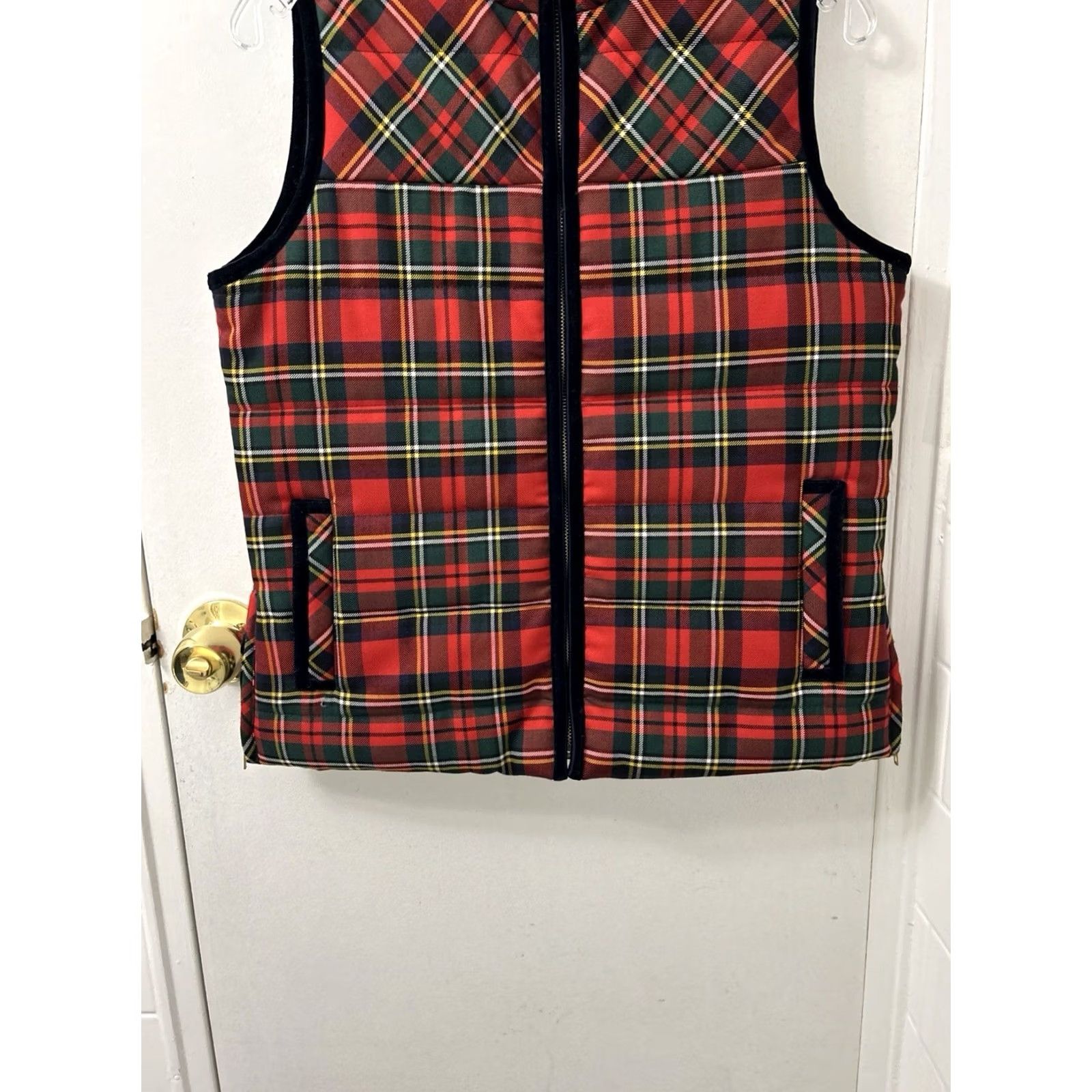 J.Crew VINTAGE J Crew Mountain Puffer Vest Womens Small Red Tartan Plaid Wool Blend H2712 Size S / US 4 / IT 40 - 3 Thumbnail