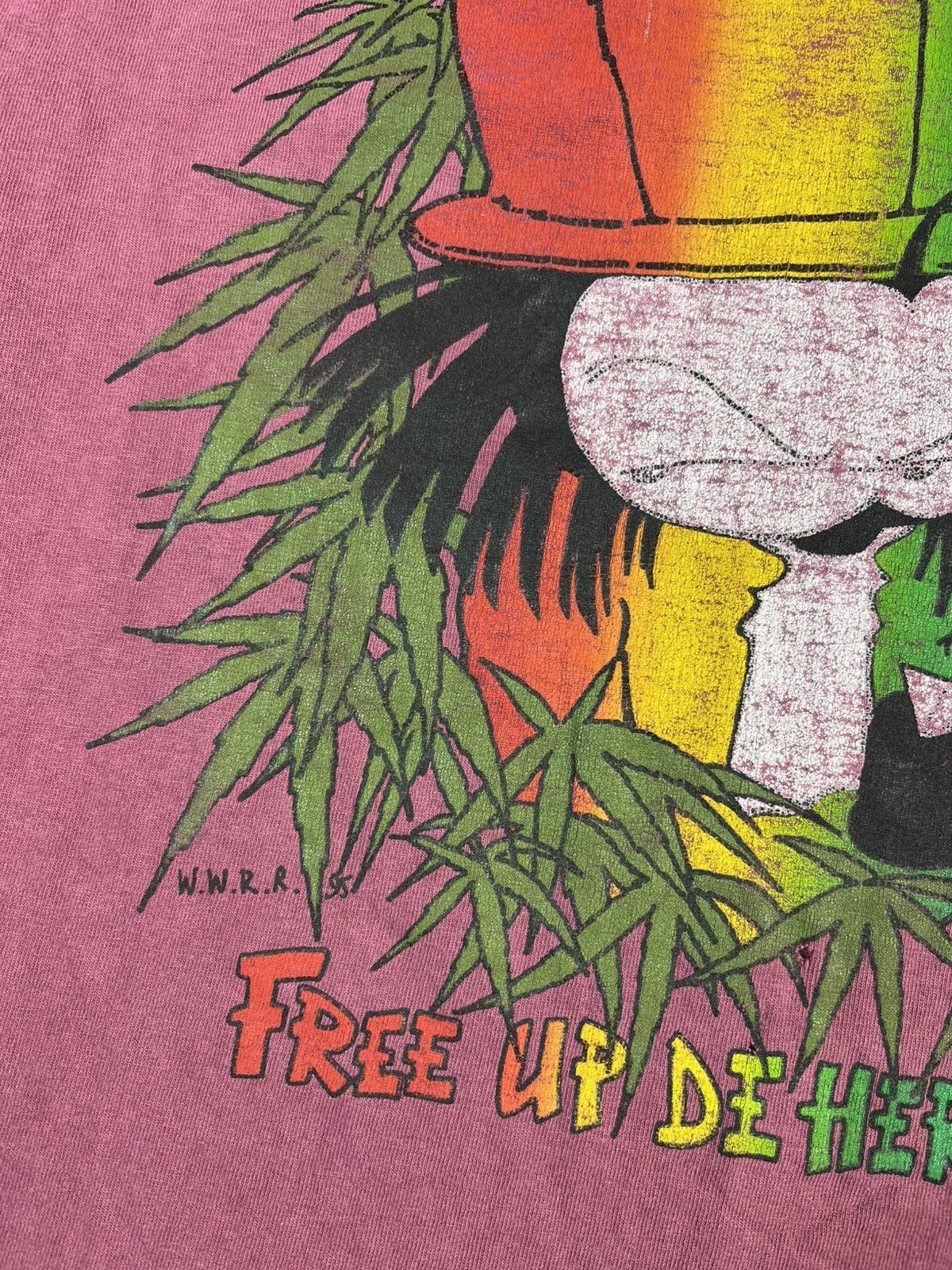 Vintage Vintage 90s Dready Distressed Rasta Graphic Tee UK Size US XL / EU 56 / 4 - 7 Thumbnail