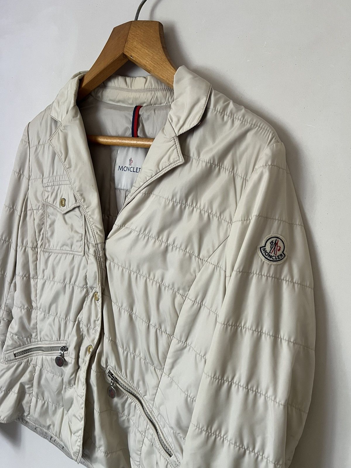 Moncler Light Jacket Moncler Size M / US 6-8 / IT 42-44 - 2 Thumbnail