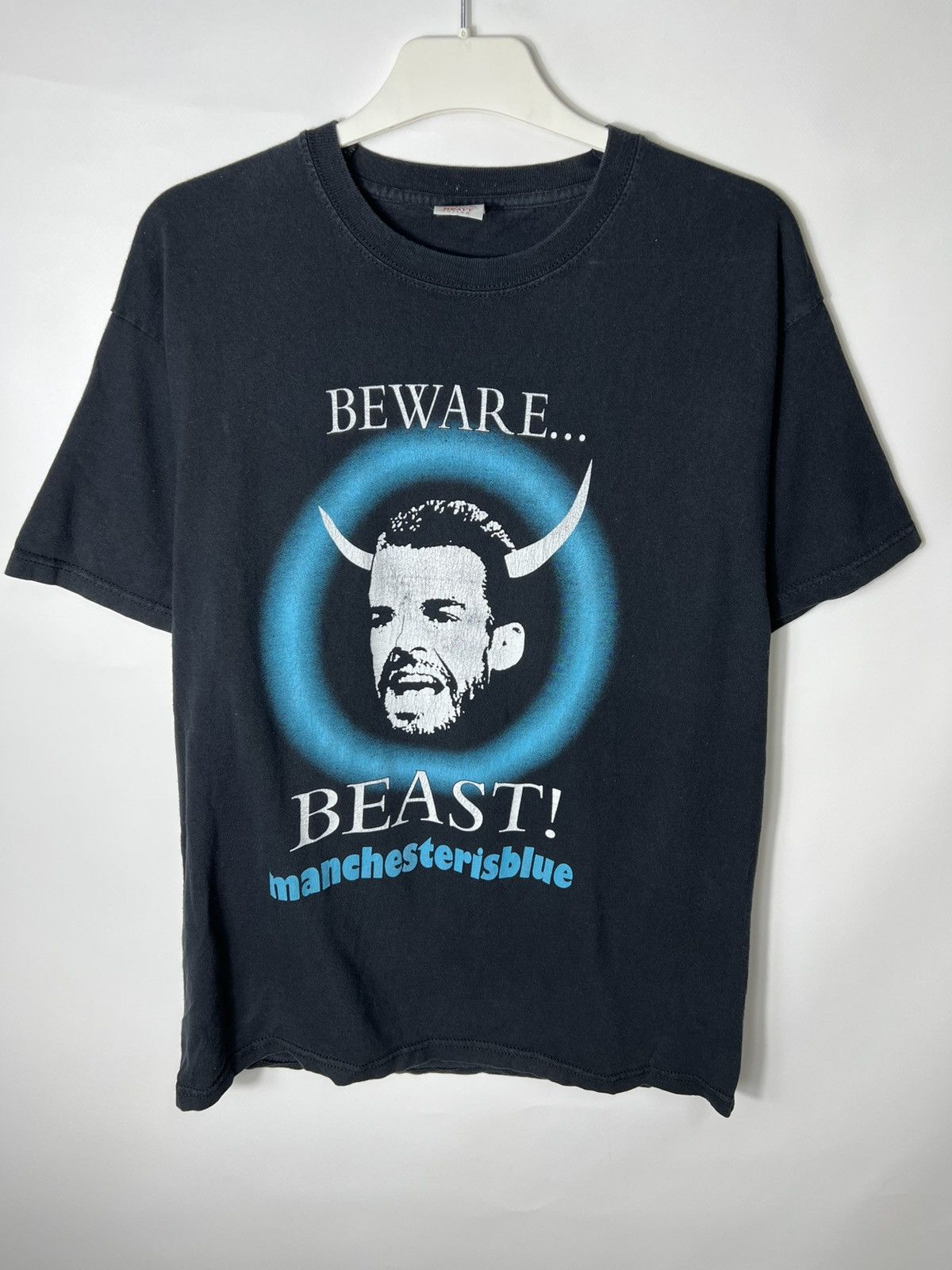 Fruit Of The Loom Manchester is blue vintage T-shirt Size US L / EU 52-54 / 3 - 1 Thumbnail