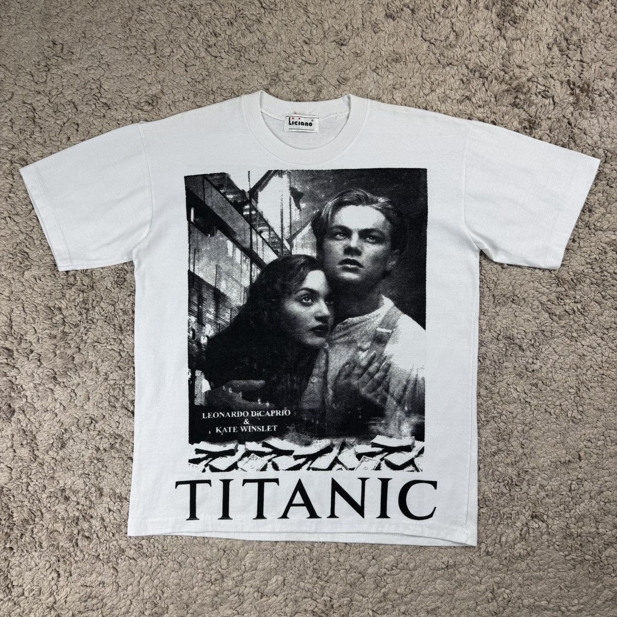 Vintage Vintage Bootleg Titanic Graphic Poster T-shirt Size US M / EU 48-50 / 2 - 1 Thumbnail