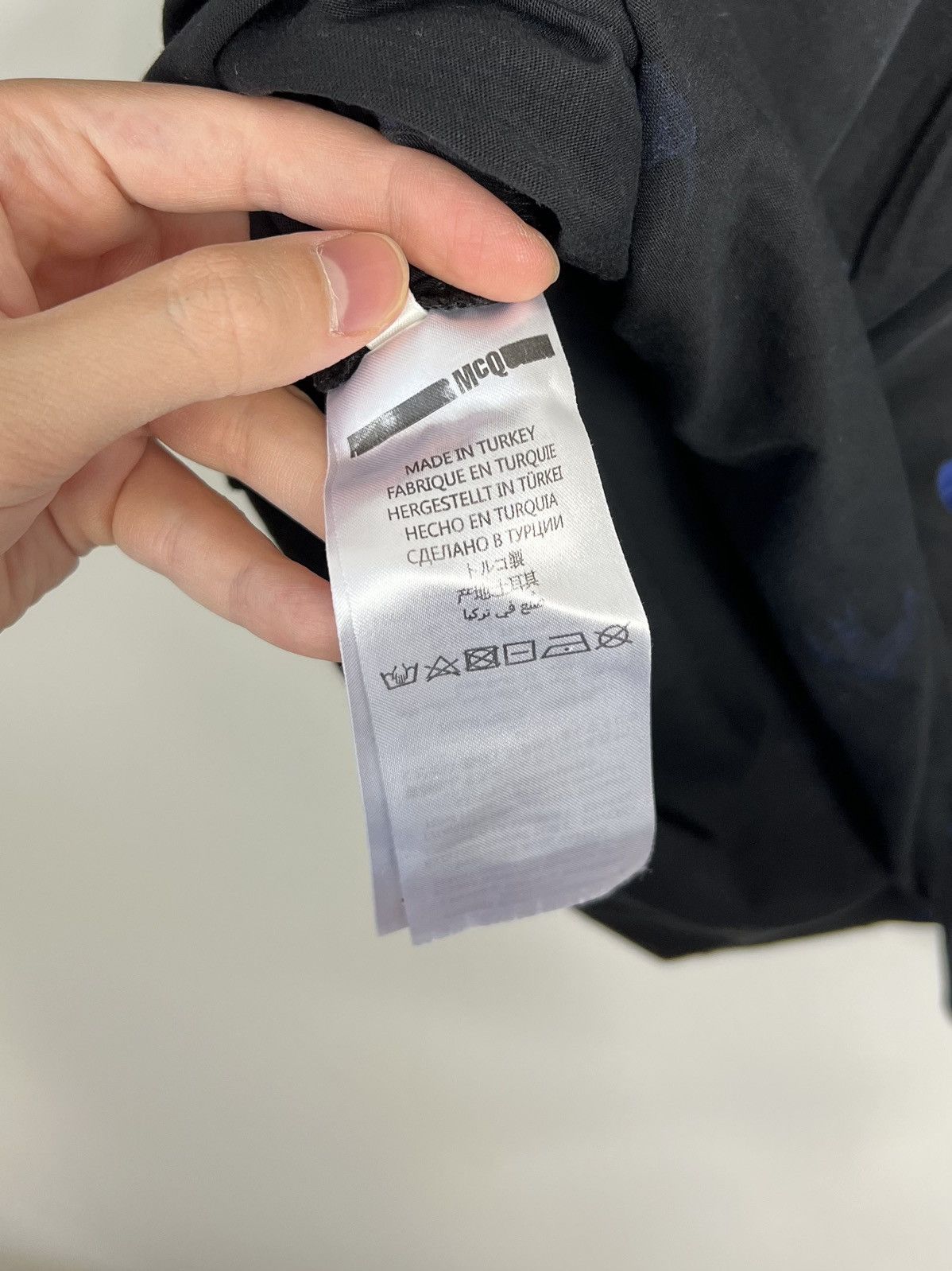 Alexander McQueen Tshirt Alexander McQueen multi logo birds Size US M / EU 48-50 / 2 - 2 Thumbnail