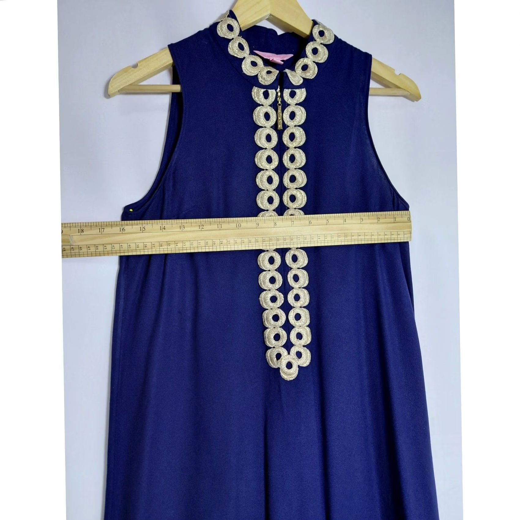 Lilly Pulitzer Lilly Pulitzer Navy Sleeveless Dress Solid Collared Knee Length Women Size 4 Size S / US 4 / IT 40 - 7 Thumbnail