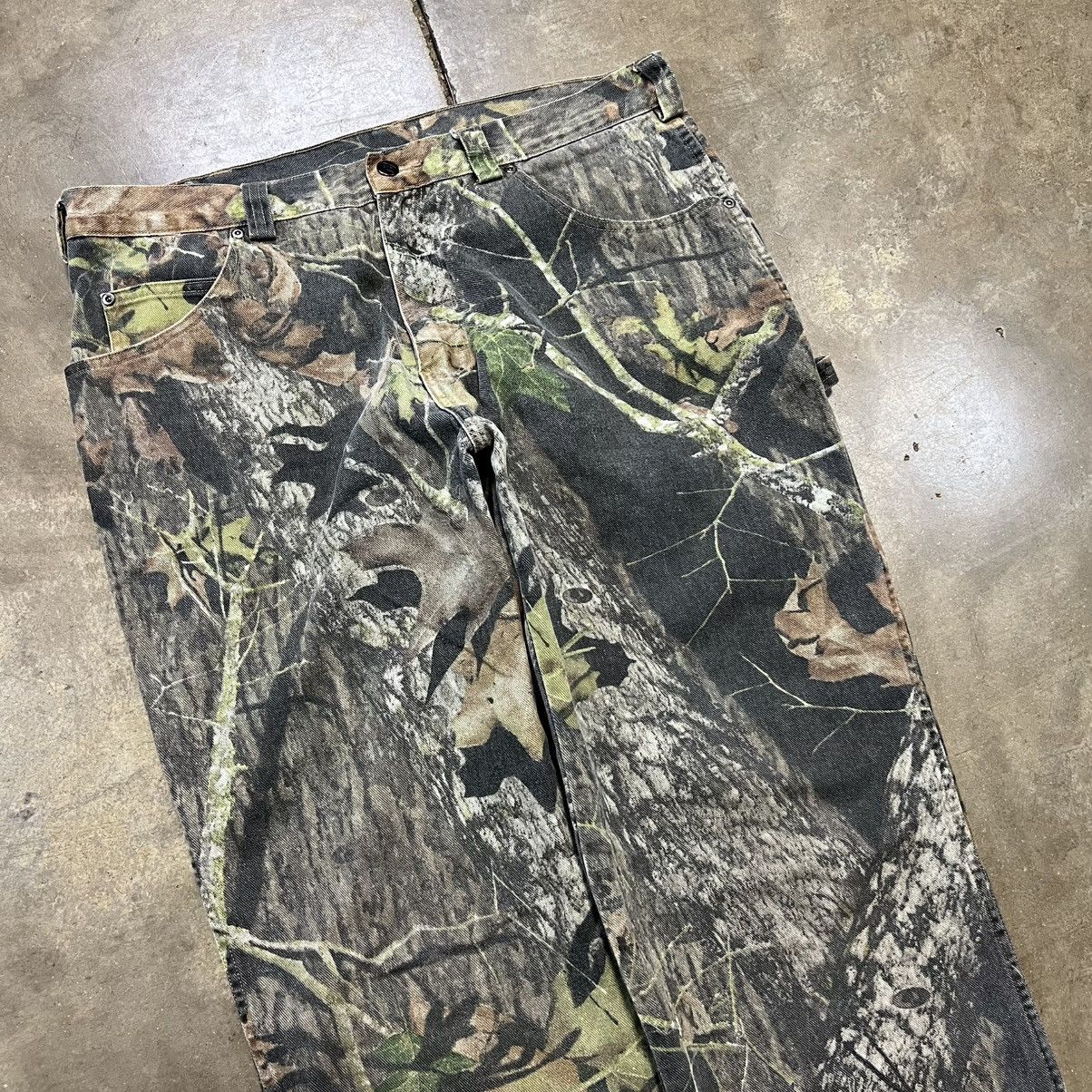 Vintage Vintage Camo Carpenter Pants Jeans Baggy Hunting Skater Y2K Size US 38 / EU 54 - 4 Thumbnail