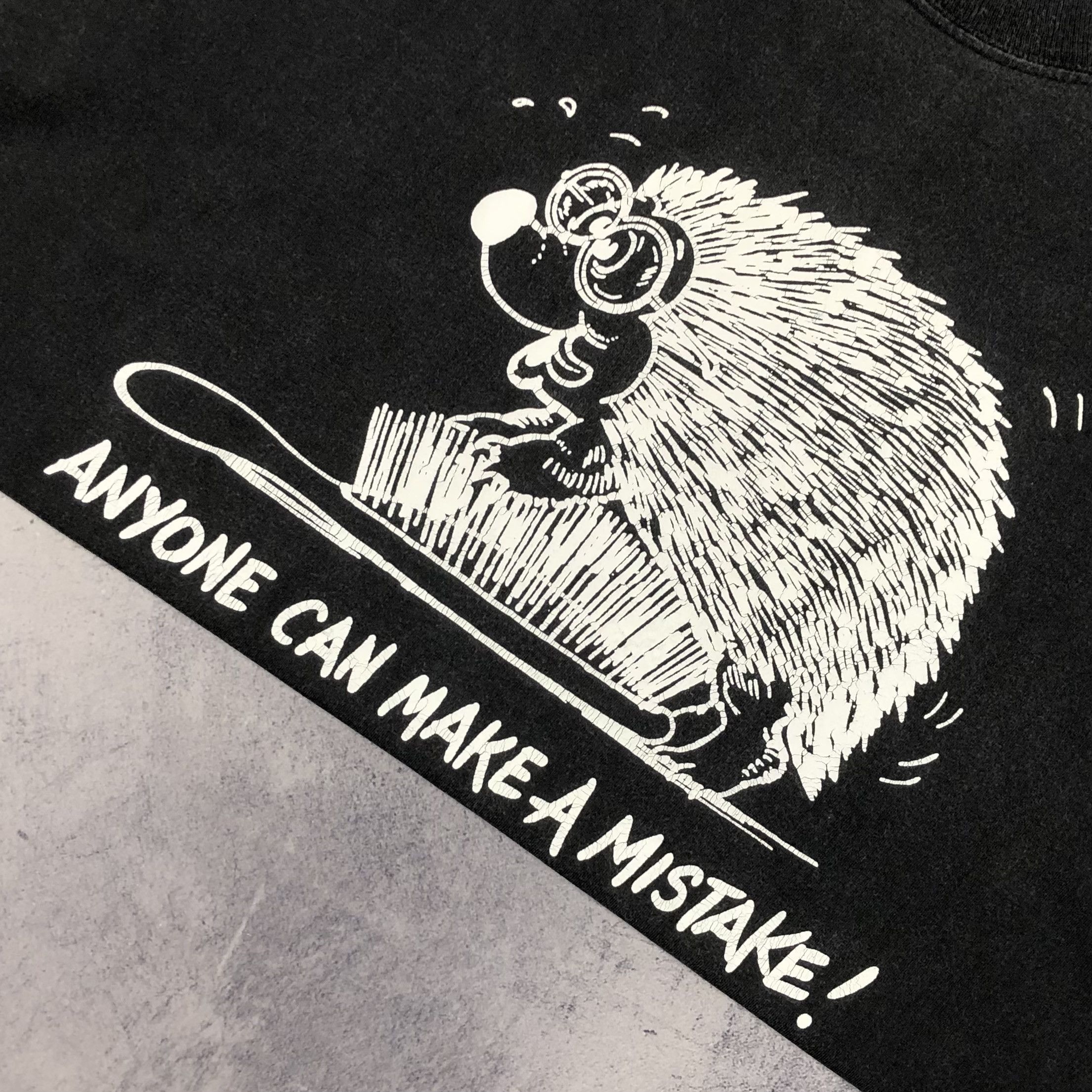 Vintage 90s Adult Dirty Joke Hedgehog Mistake Humour Tee Size US L / EU 52-54 / 3 - 2 Thumbnail