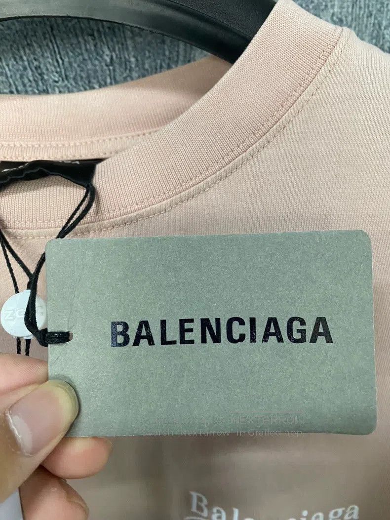 Balenciaga Balenciaga Letter Print Round Neck Short Sleeve T-Shirt Size S / US 4 / IT 40 - 5 Thumbnail