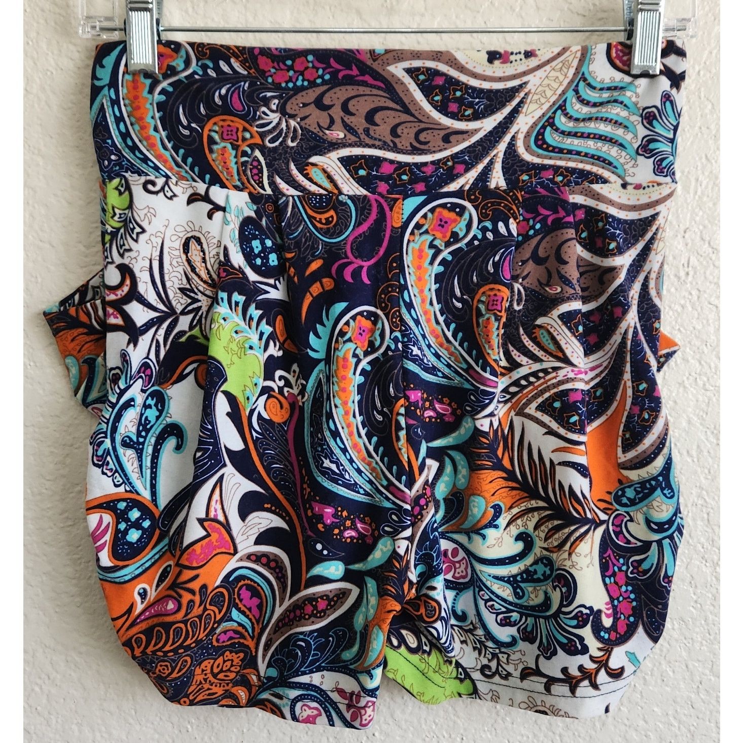 Other Shoshq Orange Multicolor Paisley Pull On Pleated Shorts S/M Size 26" / US 2 / IT 38 - 4 Thumbnail
