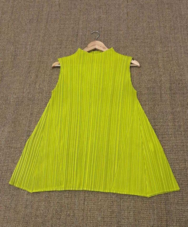 Other Issey Miyake Pleats Please Sleeveless Top-2508 Size M / US 6-8 / IT 42-44 - 1 Thumbnail