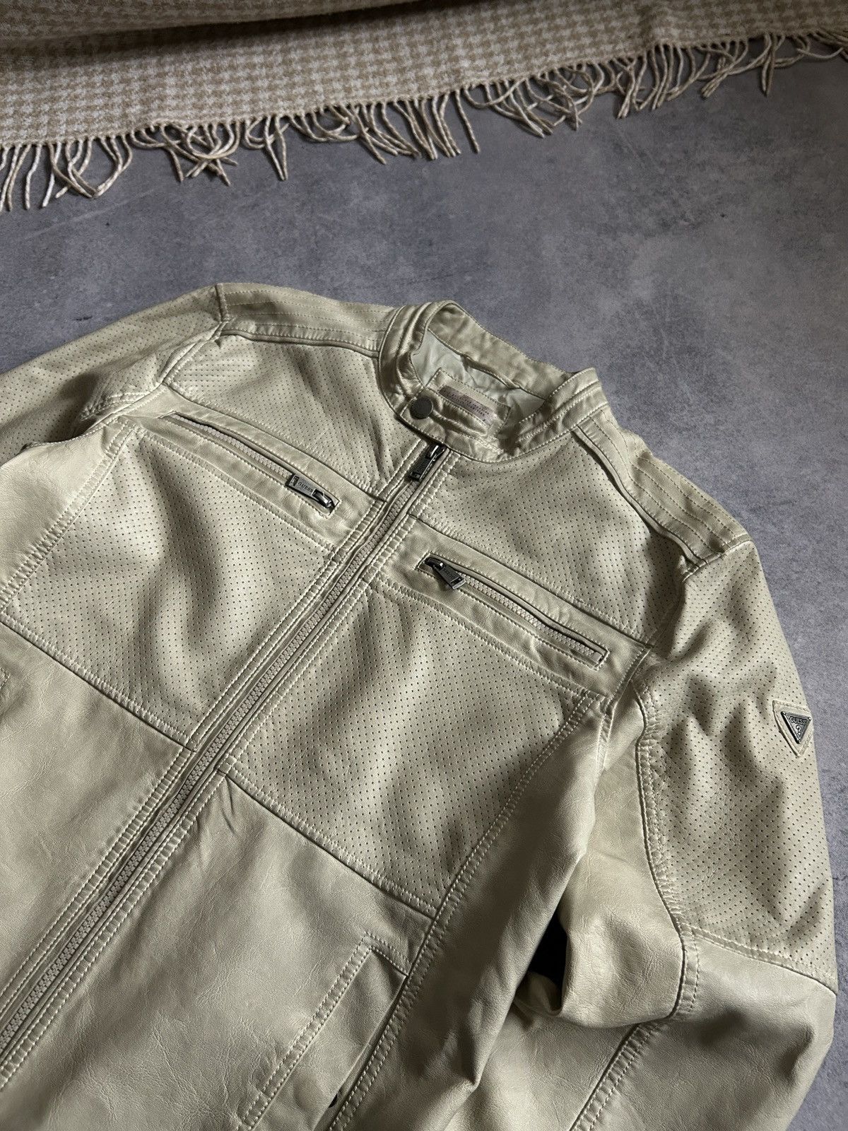 Guess Guess white biker leather jacket mens y2k avant-garden Size US M / EU 48-50 / 2 - 4 Thumbnail