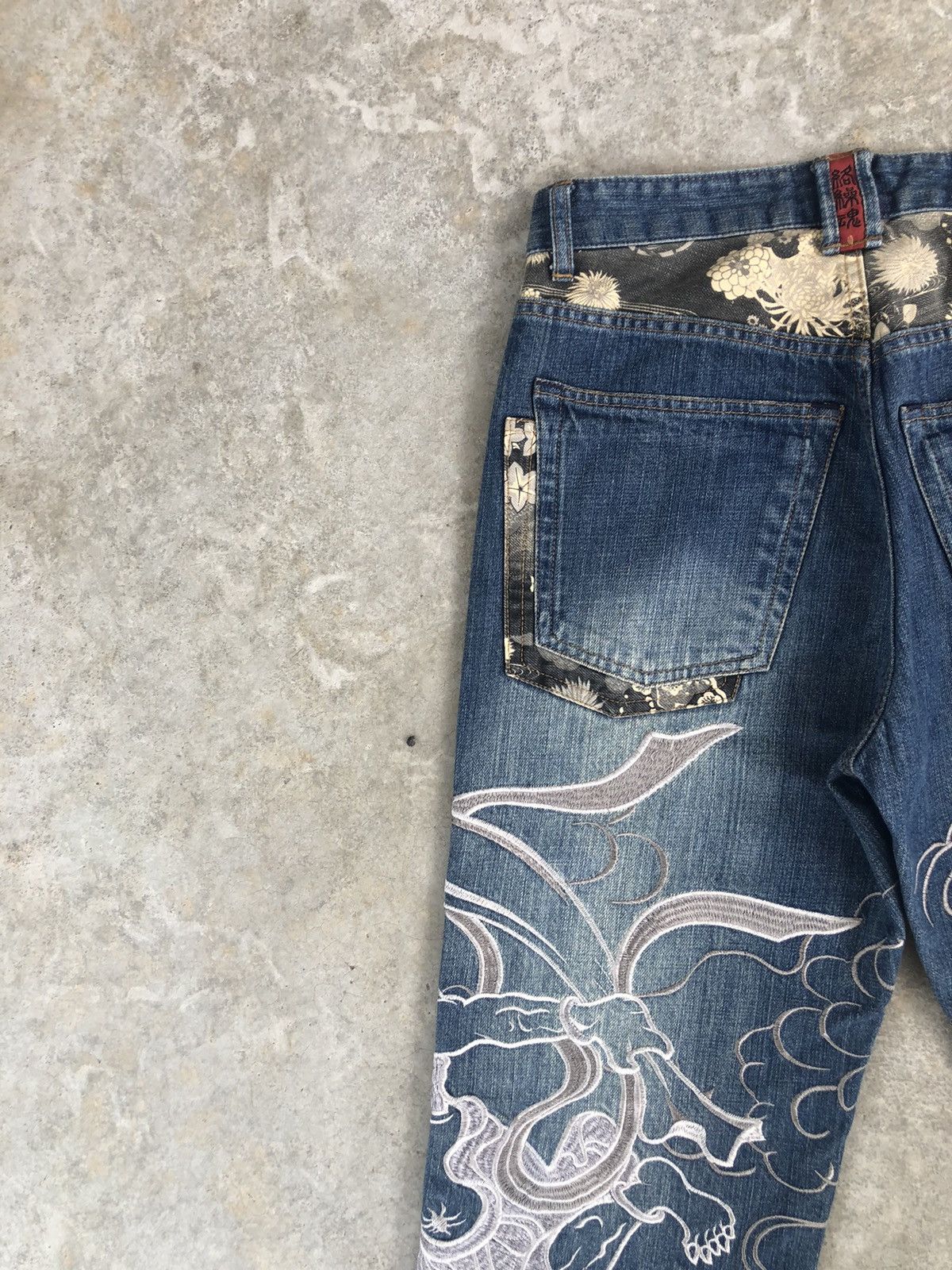 Karakuri Tamashii Karakuri Tamashii Embroidered Jeans Distressed Jeans Size US 30 / EU 46 - 9 Thumbnail
