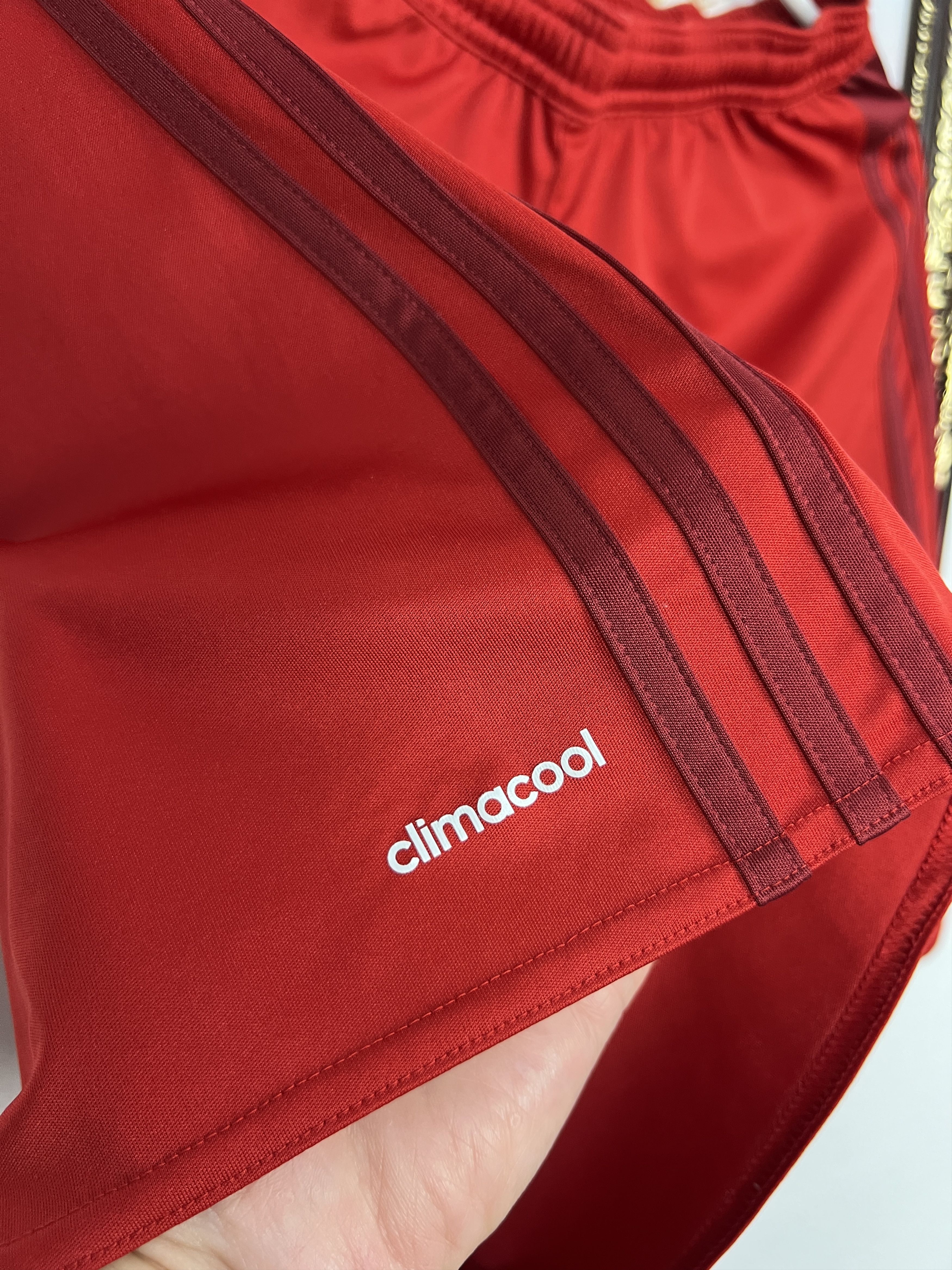 Adidas Adidas Bayern Munich Football Shorts Soccer Red Athletic S Size US 30 / EU 46 - 3 Thumbnail