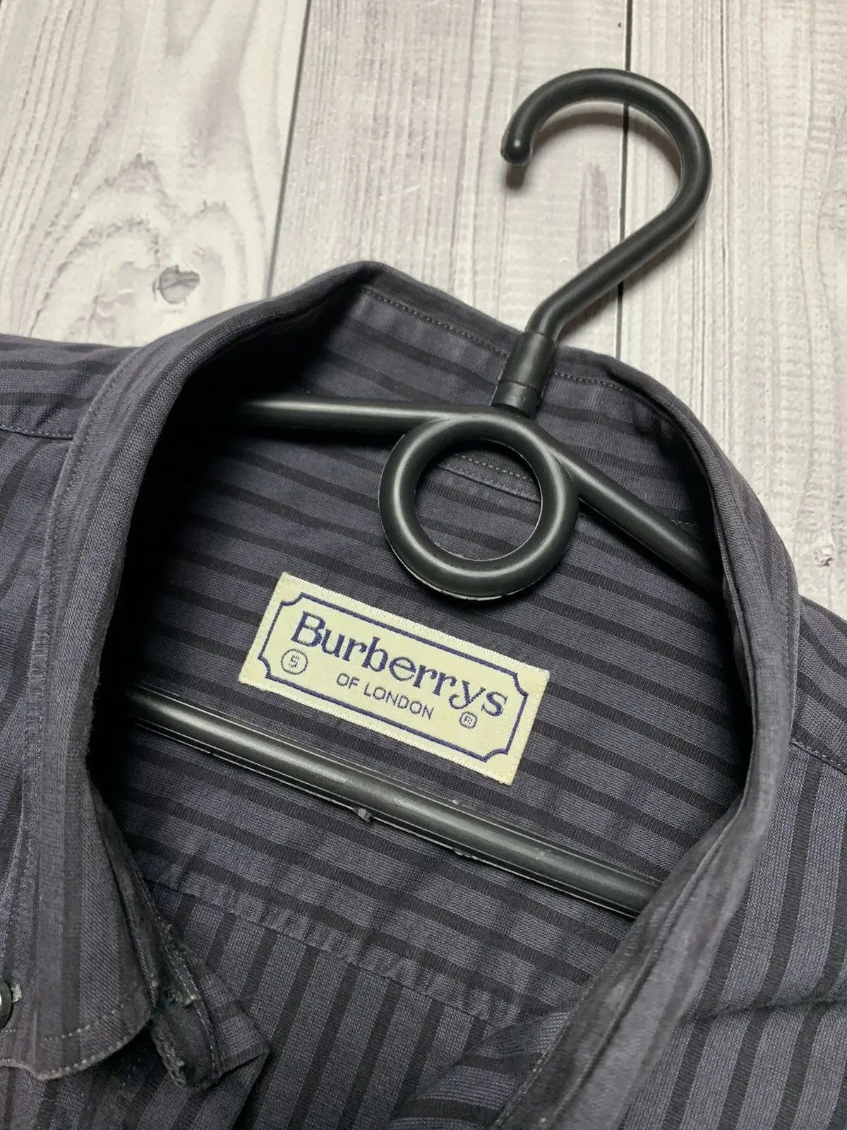 Burberry Vintage Burberry's shirt longsleeve striped rare logo XL Size US XL / EU 56 / 4 - 4 Thumbnail