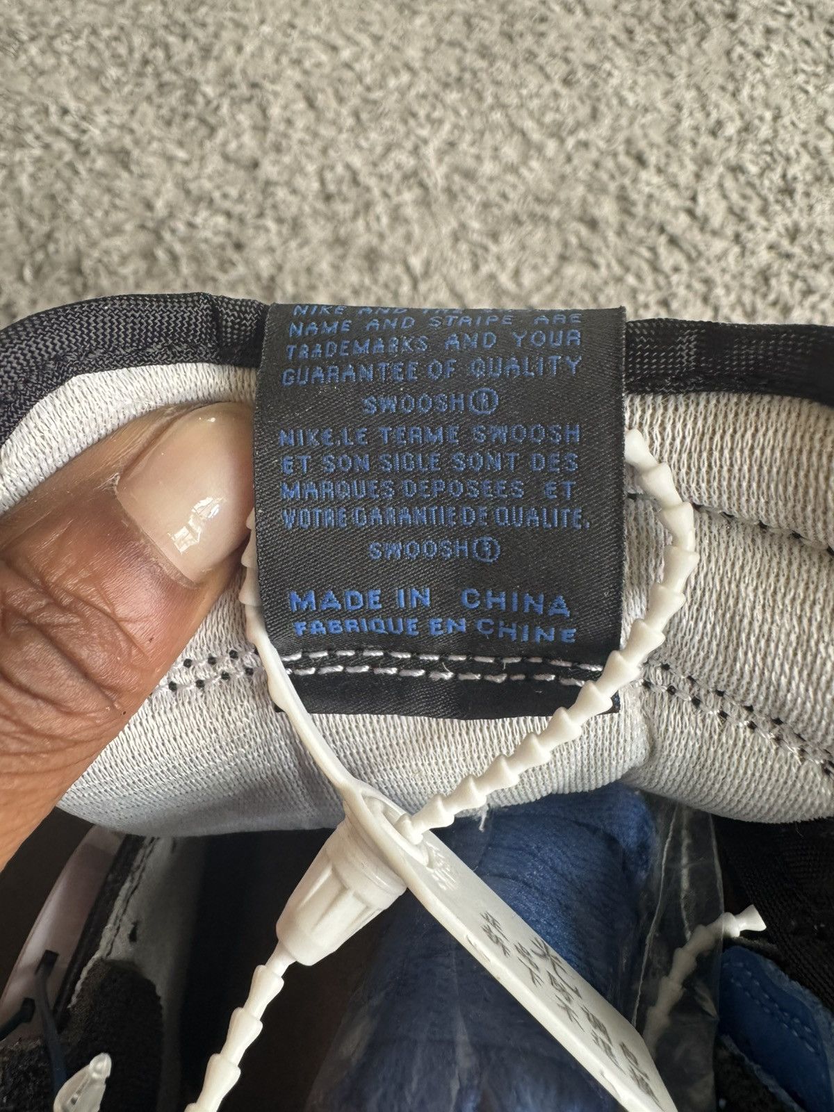 Jordan Brand Air jordan 1 royal 2017 release Size US 7 / EU 40 - 10 Thumbnail