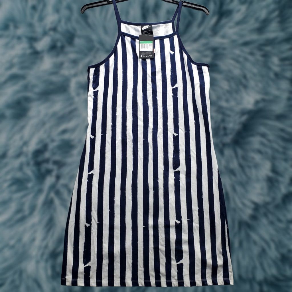 Nike Nike Cami Dress Womens Size XL Multistriped Red Sleeveless Spaghetti Strap Knee Length Casual Summer VINTAGE? No Size XL / US 12-14 / IT 48-50 - 1 Thumbnail