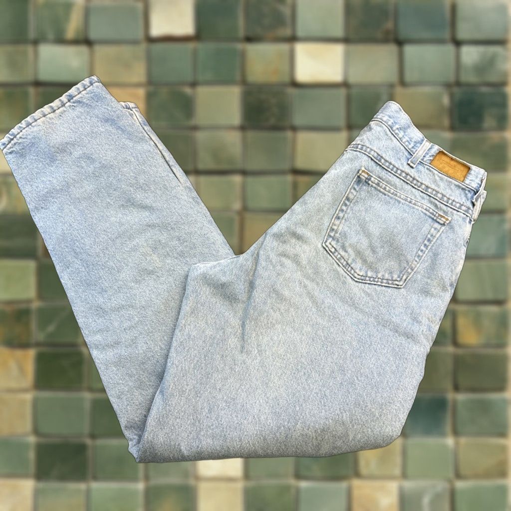 Vintage L.L. Bean Jeans Classic Fit 5-Pocket Light wash 38 x 34 Flannel Lined Men’s Regular Inseam 34” Cotton Blue Cardinal Style Straight Size US 38 / EU 54 - 1 Thumbnail