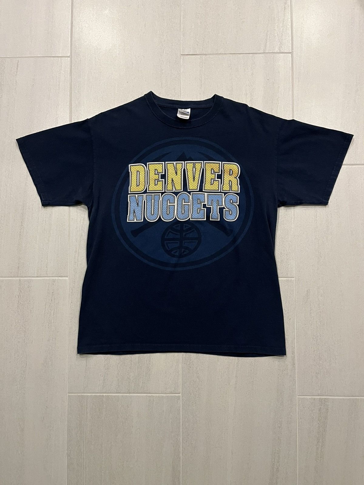 Gildan × NBA × Vintage Vintage 2008 Denver Nuggets T Shirt Size US L / EU 52-54 / 3 - 1 Thumbnail