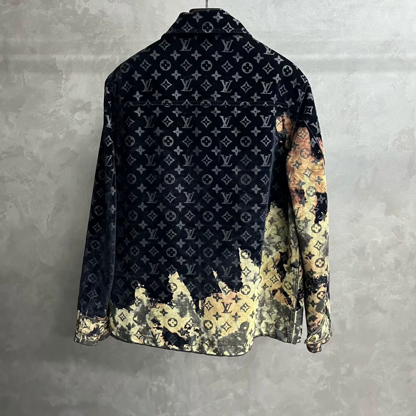 Louis Vuitton louis vuitton multicolor denim jacket Size US L / EU 52-54 / 3 - 5 Thumbnail