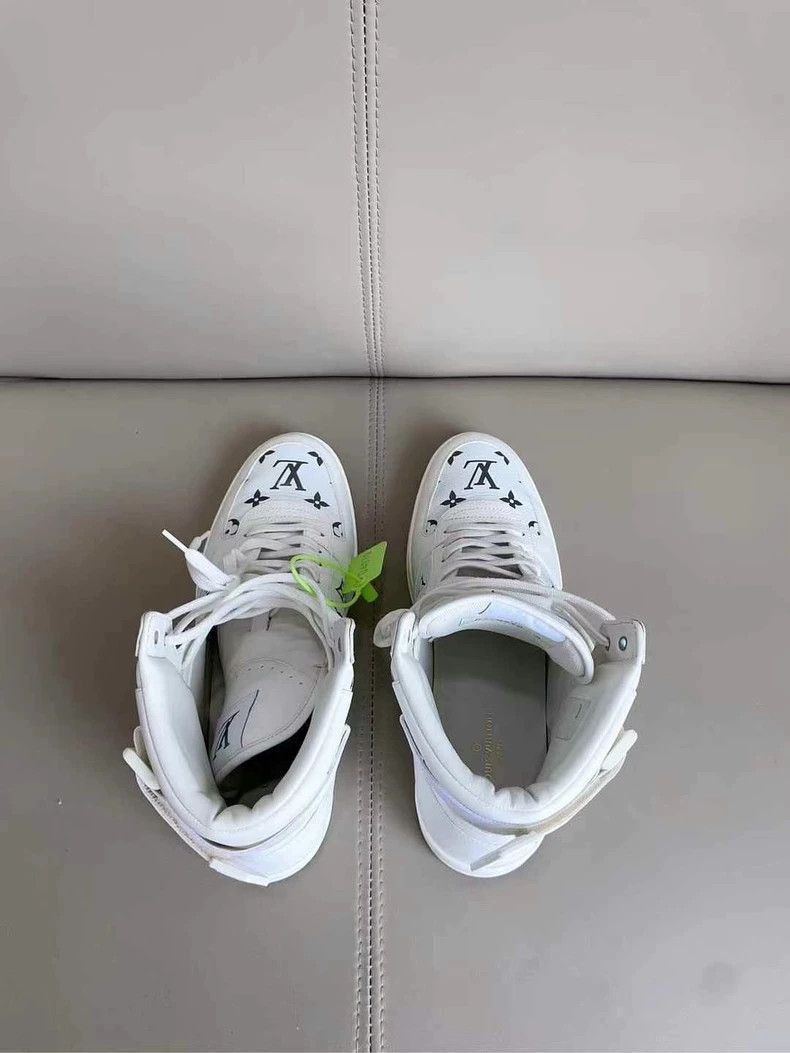 Louis Vuitton Louis Vuitton Louis Vuitton Rivoli HighTop Shoes Size 42-2 Size US 9 / EU 42 - 4 Thumbnail