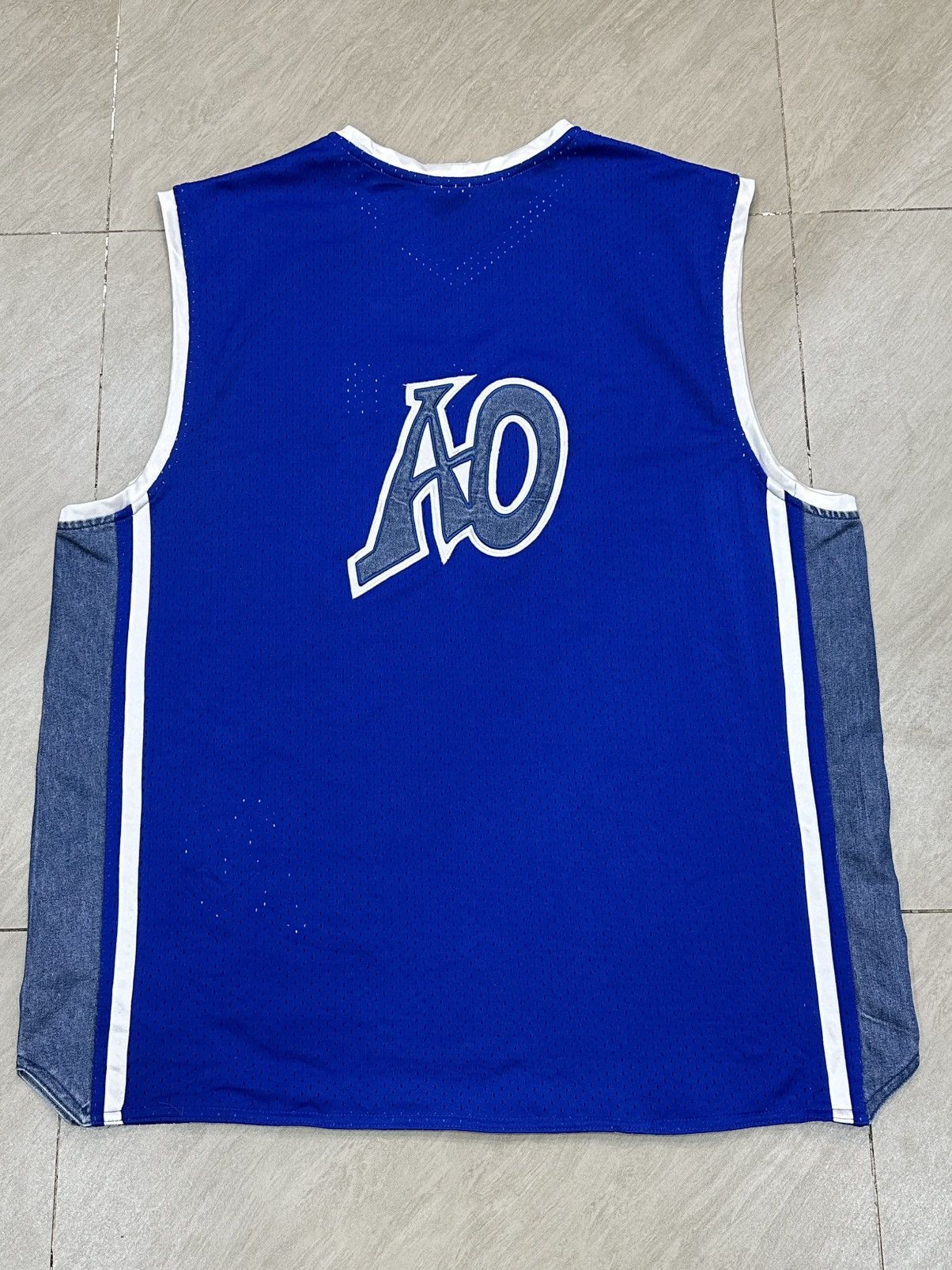 NBA AND 1 Aaron Owens Mixtape 2003 jersey Size US XXL / EU 58 / 5 - 2 Thumbnail