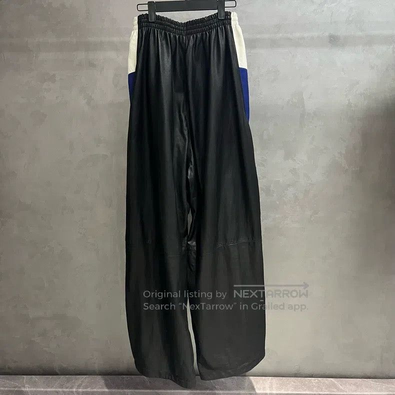 Balenciaga Balenciaga Black contrast Logo letter printed straight cas Size US 32 / EU 48 - 2 Thumbnail