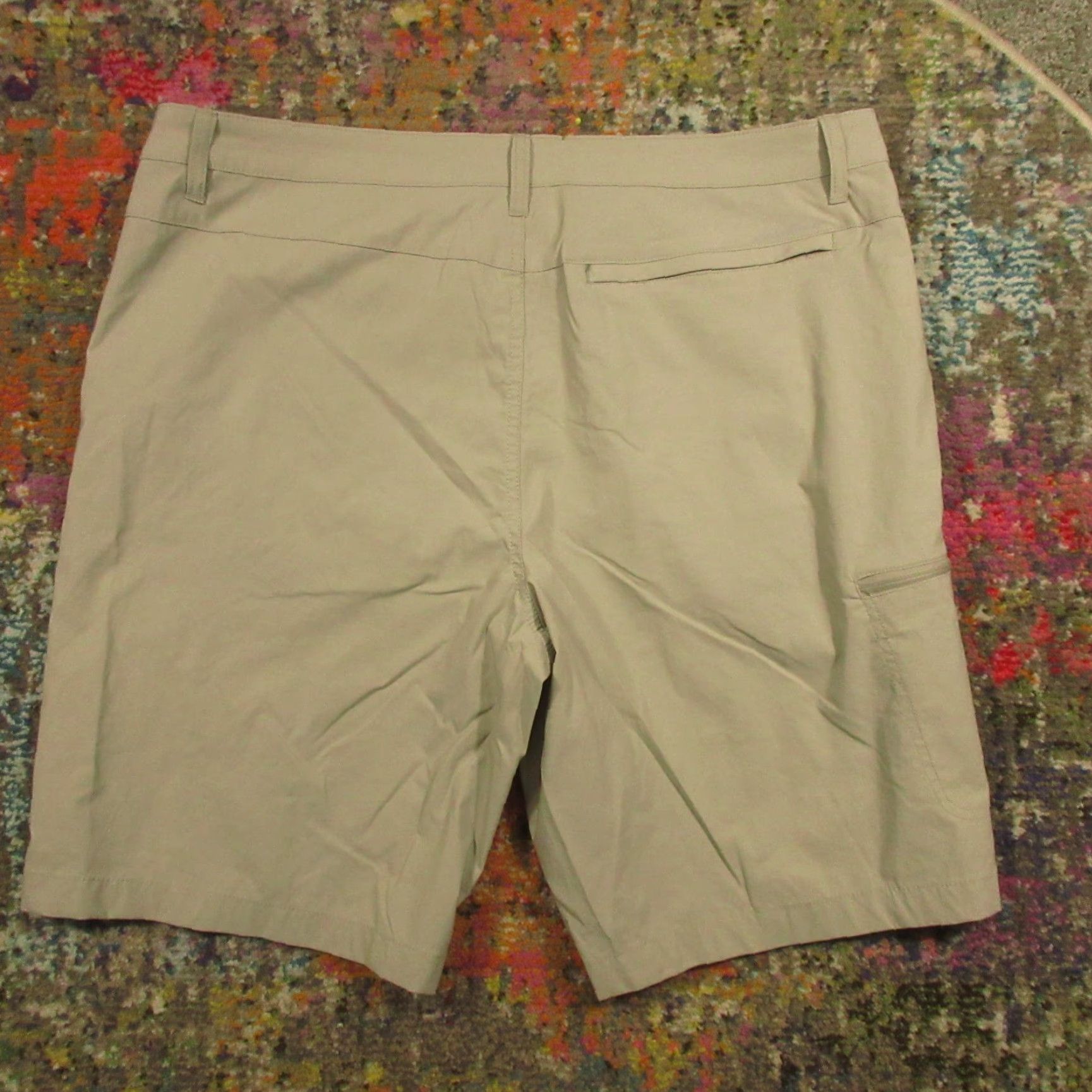 Eddie Bauer Eddie Bauer Hiking Shorts Mens 40 Nylon Elastane Zip Cargo Pocket Beige Solid 12in Inseam Regular Rise Zip Pockets Outdoor Sports Utility Size US 40 / EU 56 - 2 Thumbnail