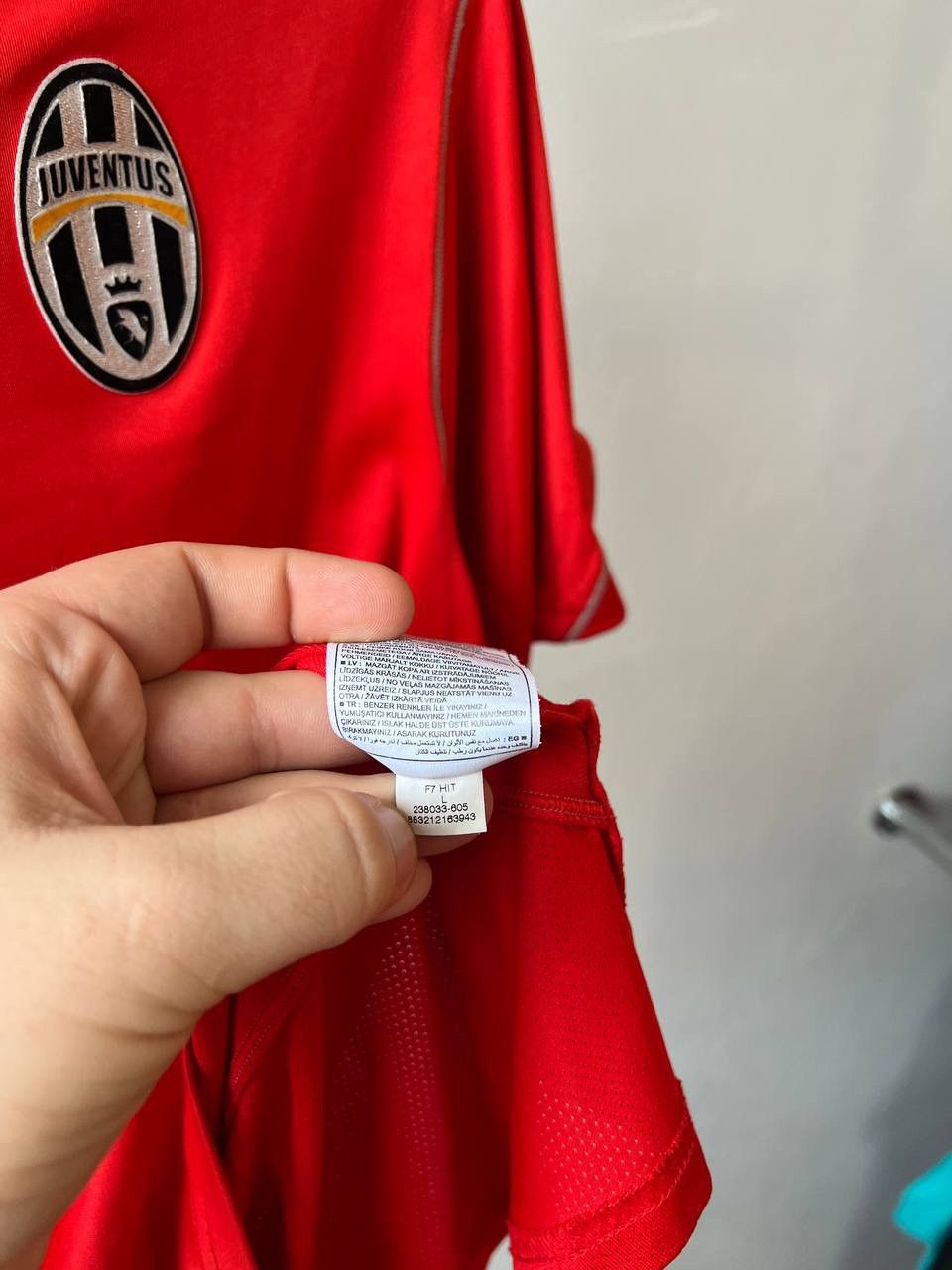 Nike 2007/08 JUVENTUS FC TRAINING NIKE SOCCER JERSEY SHIRT SZ L Size US L / EU 52-54 / 3 - 13 Thumbnail