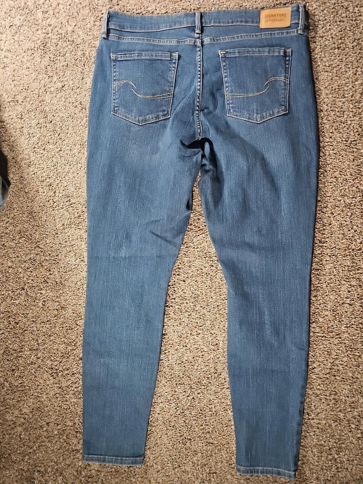 Levi's Signature Levi Strauss Mid Rise Skinny 16M 33x30 Jeans Size 38" / US 16 / IT 52 - 6 Thumbnail