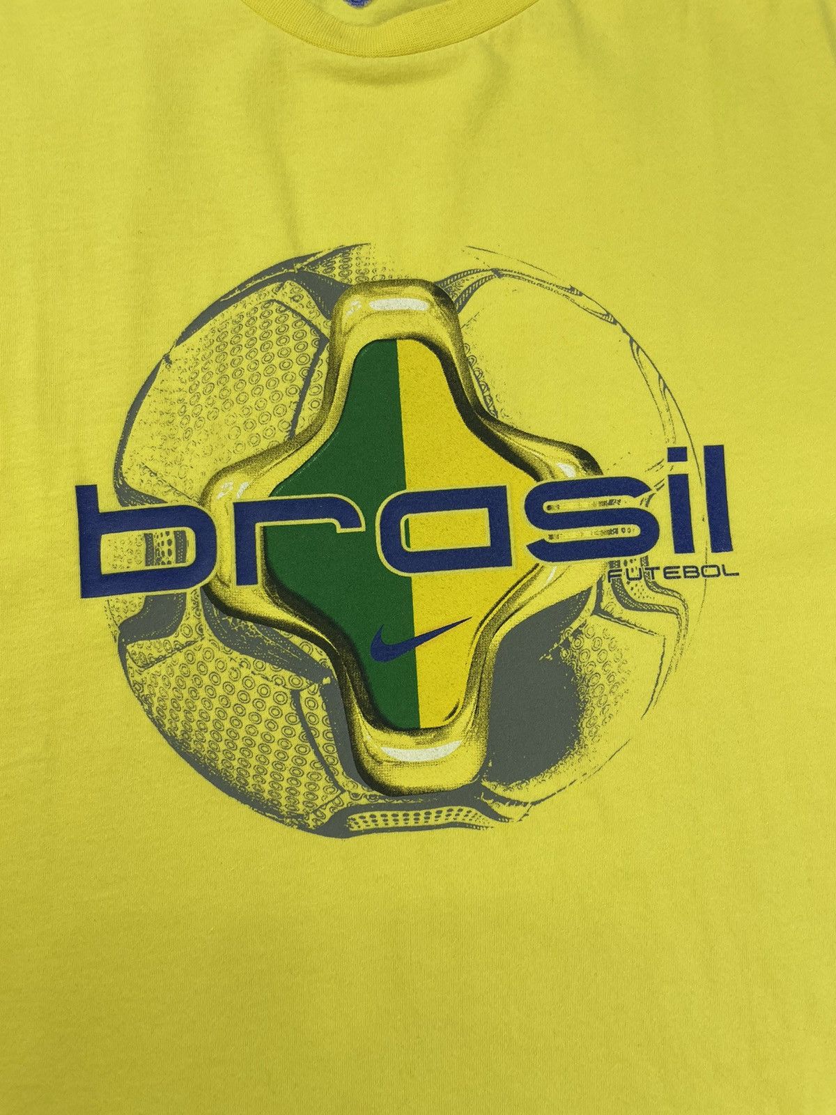 Nike × Vintage Vintage Blokecore Brazil Nike Soccer Jerset T-Shirt Size US S / EU 44-46 / 1 - 4 Thumbnail