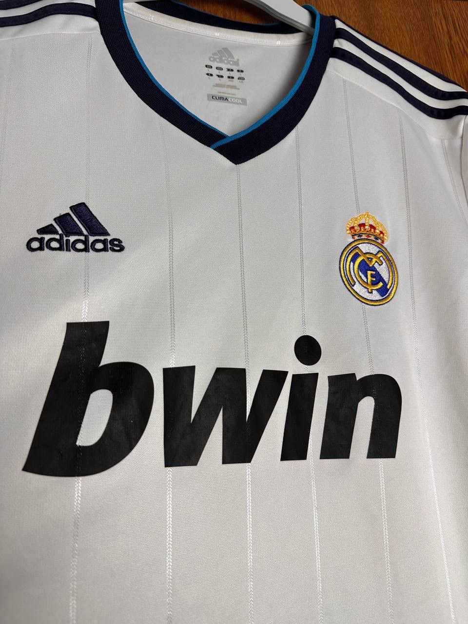 Adidas VTG Adidas Real Madrid 2012 Away Shirt Jersey Kit Ronaldo 7 Size US L / EU 52-54 / 3 - 11 Thumbnail