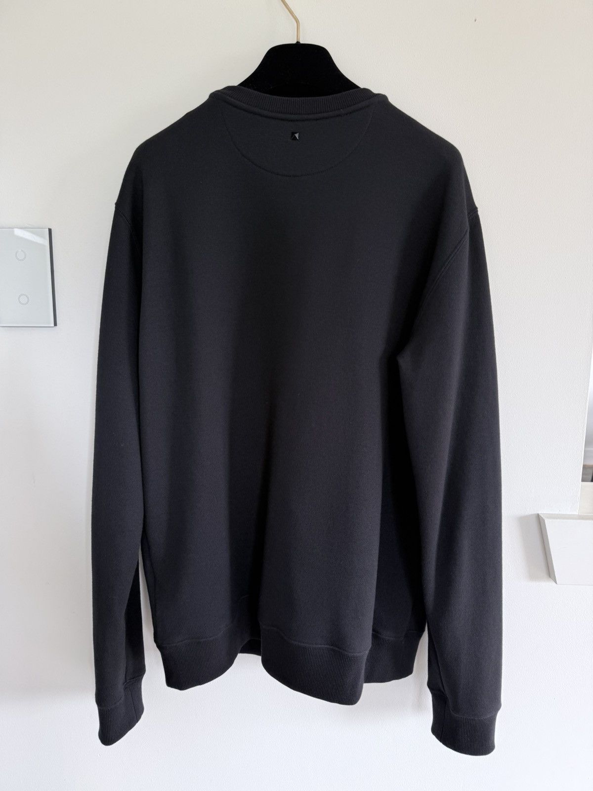 Valentino Authentic Valentino Garavani Black Sequin Sweatshirt Size US S / EU 44-46 / 1 - 2 Thumbnail