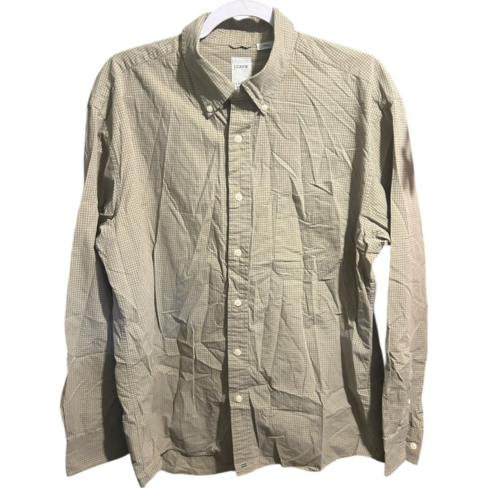 J.Crew J. Crew Tan Classic Casual Button Down Shirt Size Medium Size US L / EU 52-54 / 3 - 1 Thumbnail
