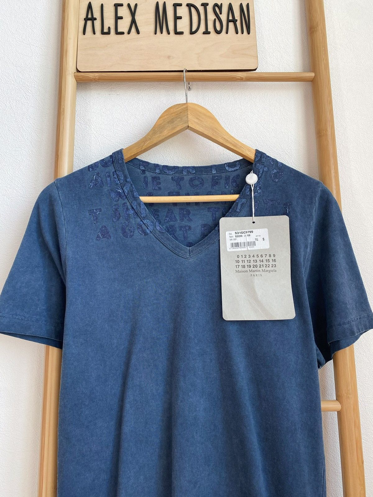 Maison Margiela MAISON MARTIN MARGIELA AIDS garment dyed v- neck t-shirt Size US S / EU 44-46 / 1 - 6 Thumbnail