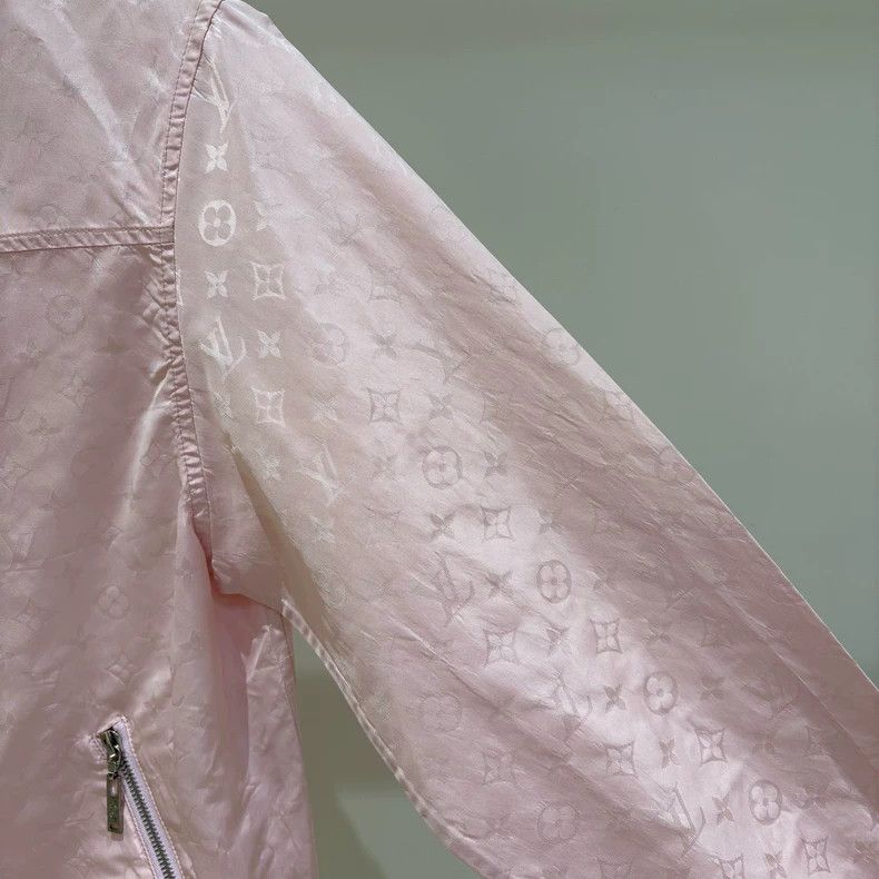 Louis Vuitton Louis Vuitton Full print hooded drawstring jacket Size XXS / US 00 / IT 34 - 4 Thumbnail