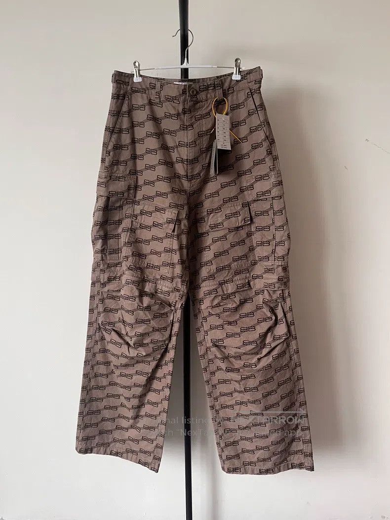 Other Balenciaga size S Letter Logo Full Print Straight Leg Casu Size US 27 - 1 Thumbnail