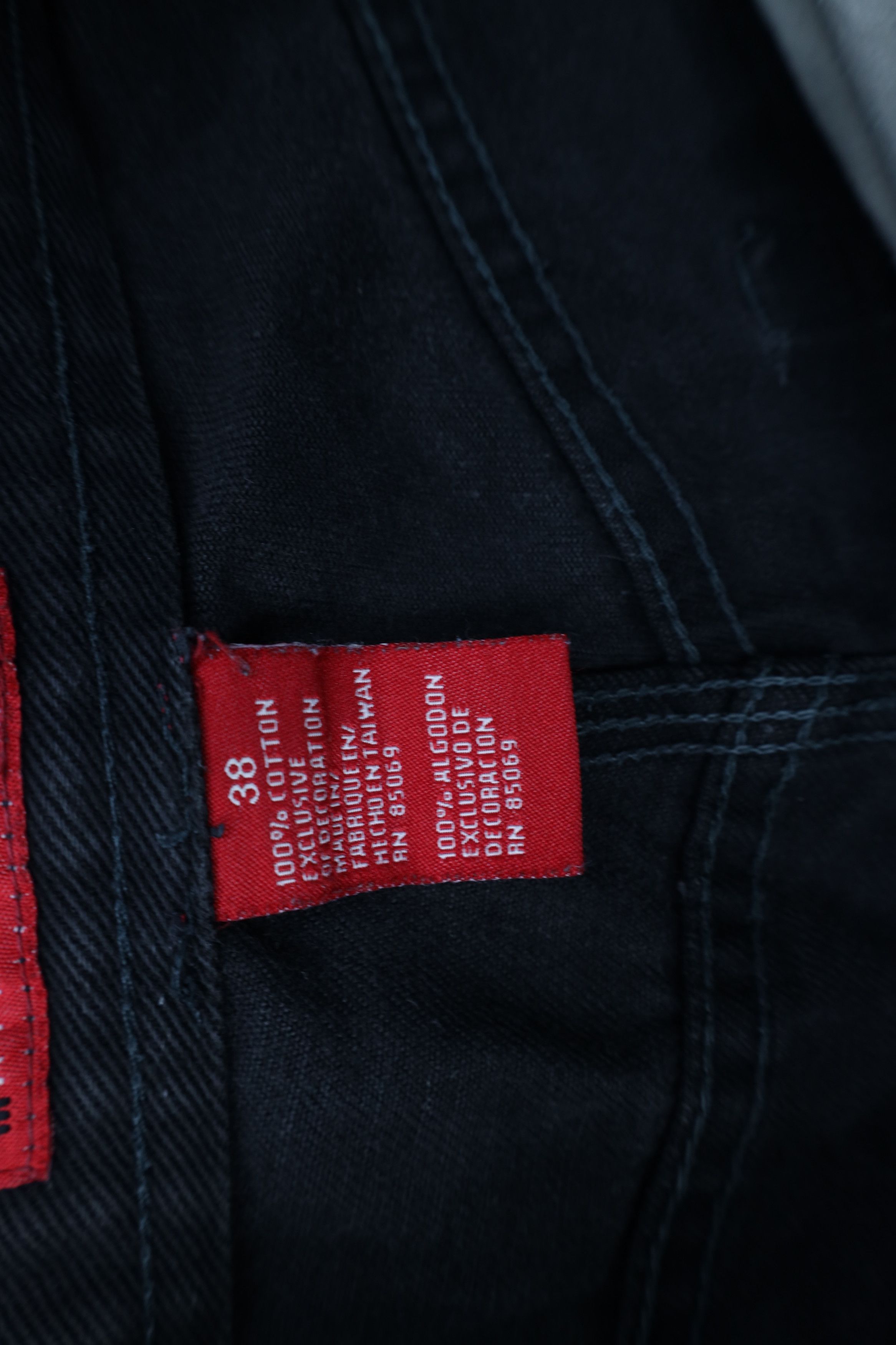 Vintage Vintage 90s Y2K Paco Sports Fit Denim Jean Shorts Black Size US 38 / EU 54 - 9 Thumbnail