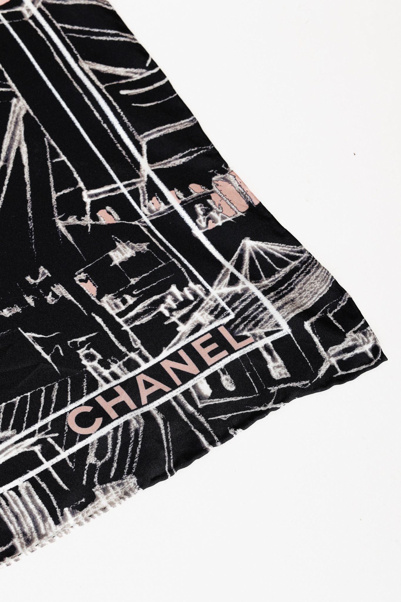 Chanel Chanel Dusty Rose & Black CC Cityscape-Print Silk Scarf Size ONE SIZE - 5 Thumbnail