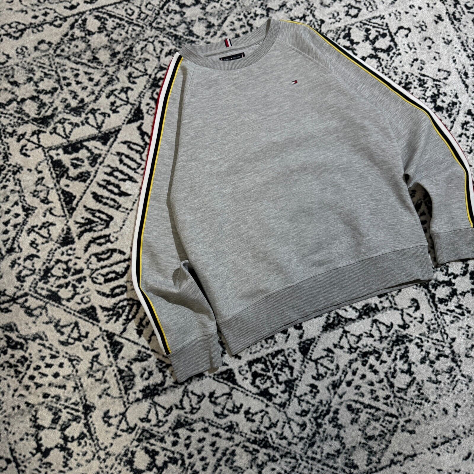 Tommy Hilfiger × Vintage tommy hilifiger S, crewneck, gray, cotton, vintage tommy 90s Size US S / EU 44-46 / 1 - 4 Thumbnail